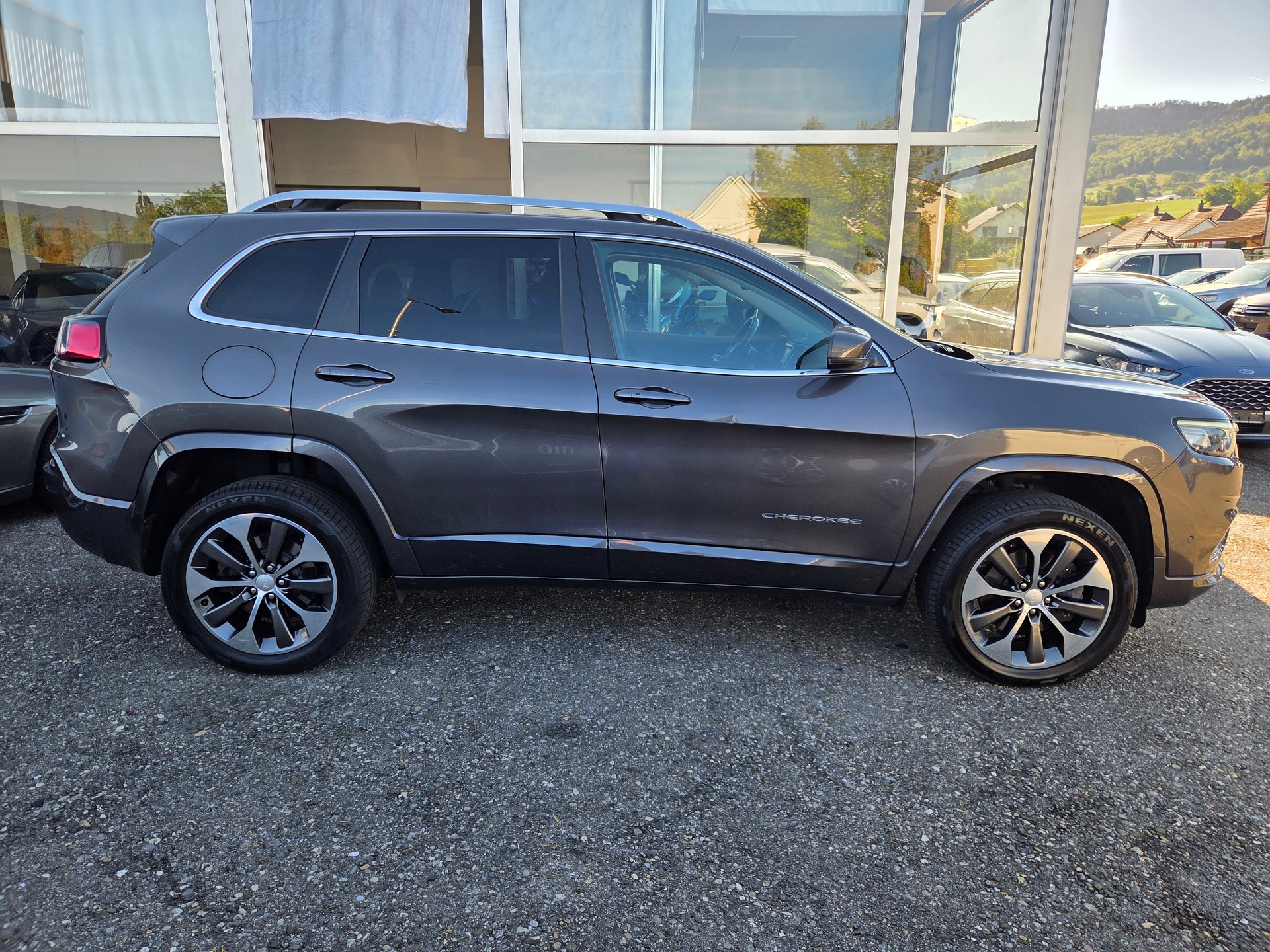 JEEP Cherokee 2.2MJ Overland AWD Drive II 9ATX-image-8
