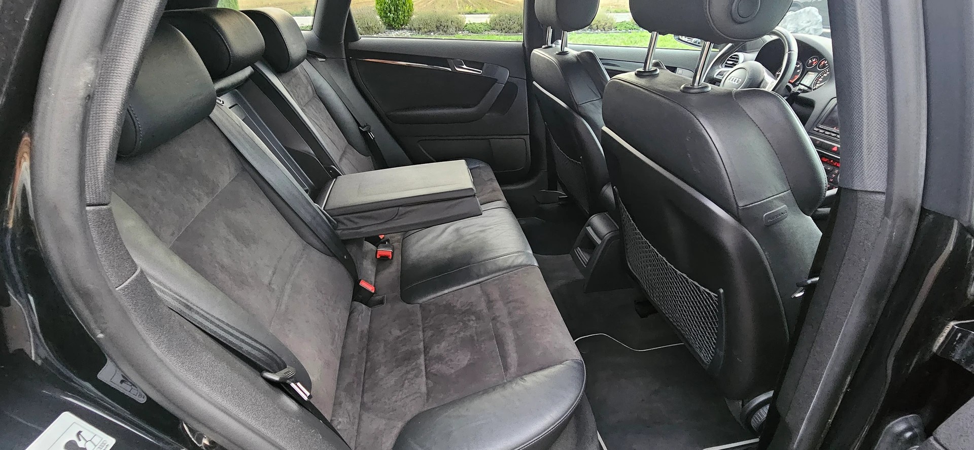 AUDI S3 Sportback 2.0 TFSI quattro S-tronic-image-13