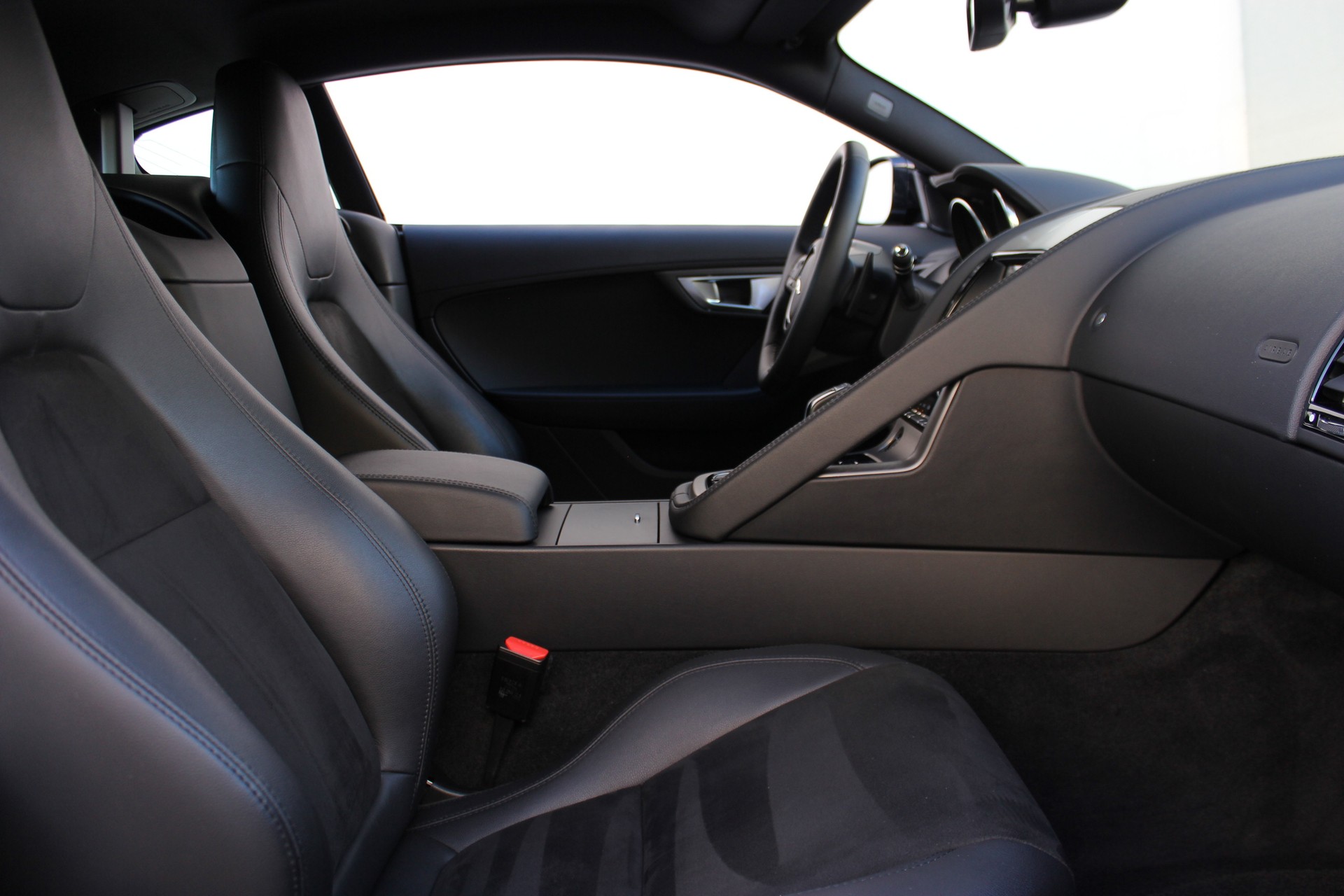 JAGUAR F-Type Coupé 3.0 V6 S/C-showroom-element-3