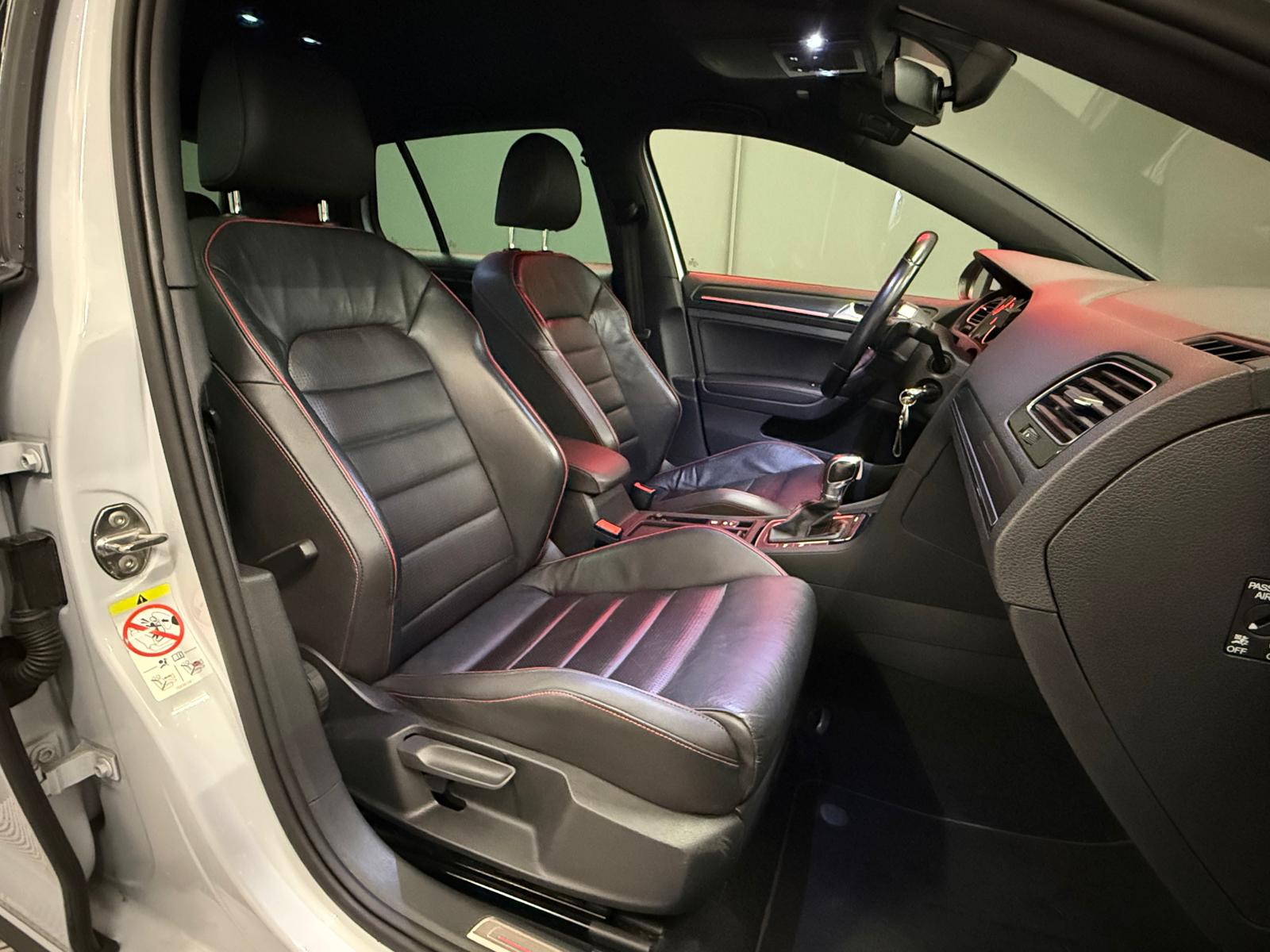 VW Golf 2.0 TSI GTI DSG-image-10
