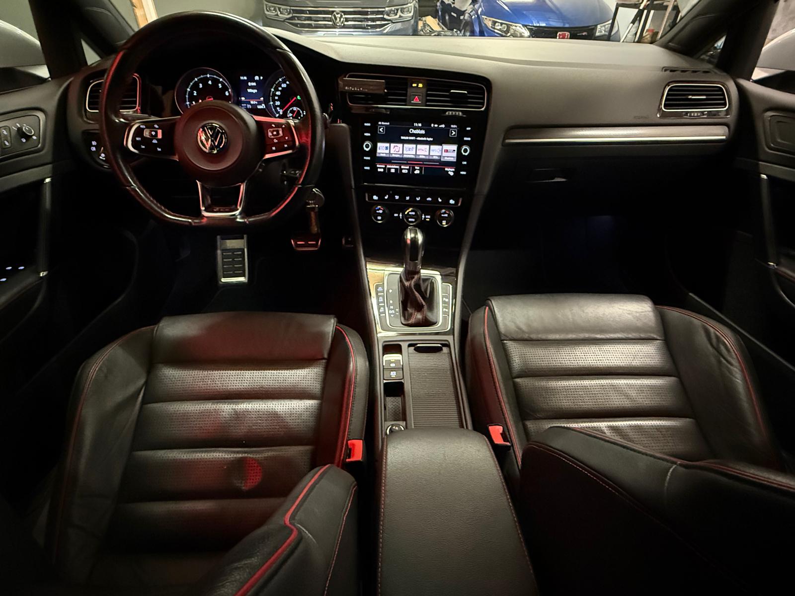 VW Golf 2.0 TSI GTI DSG-image-13