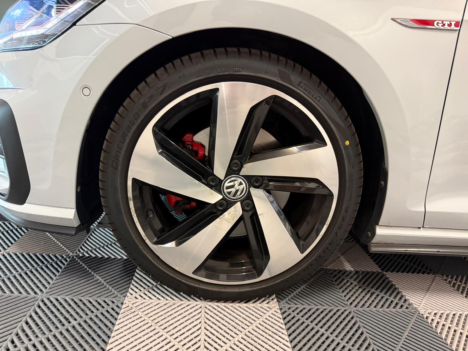 VW Golf 2.0 TSI GTI DSG-image-27