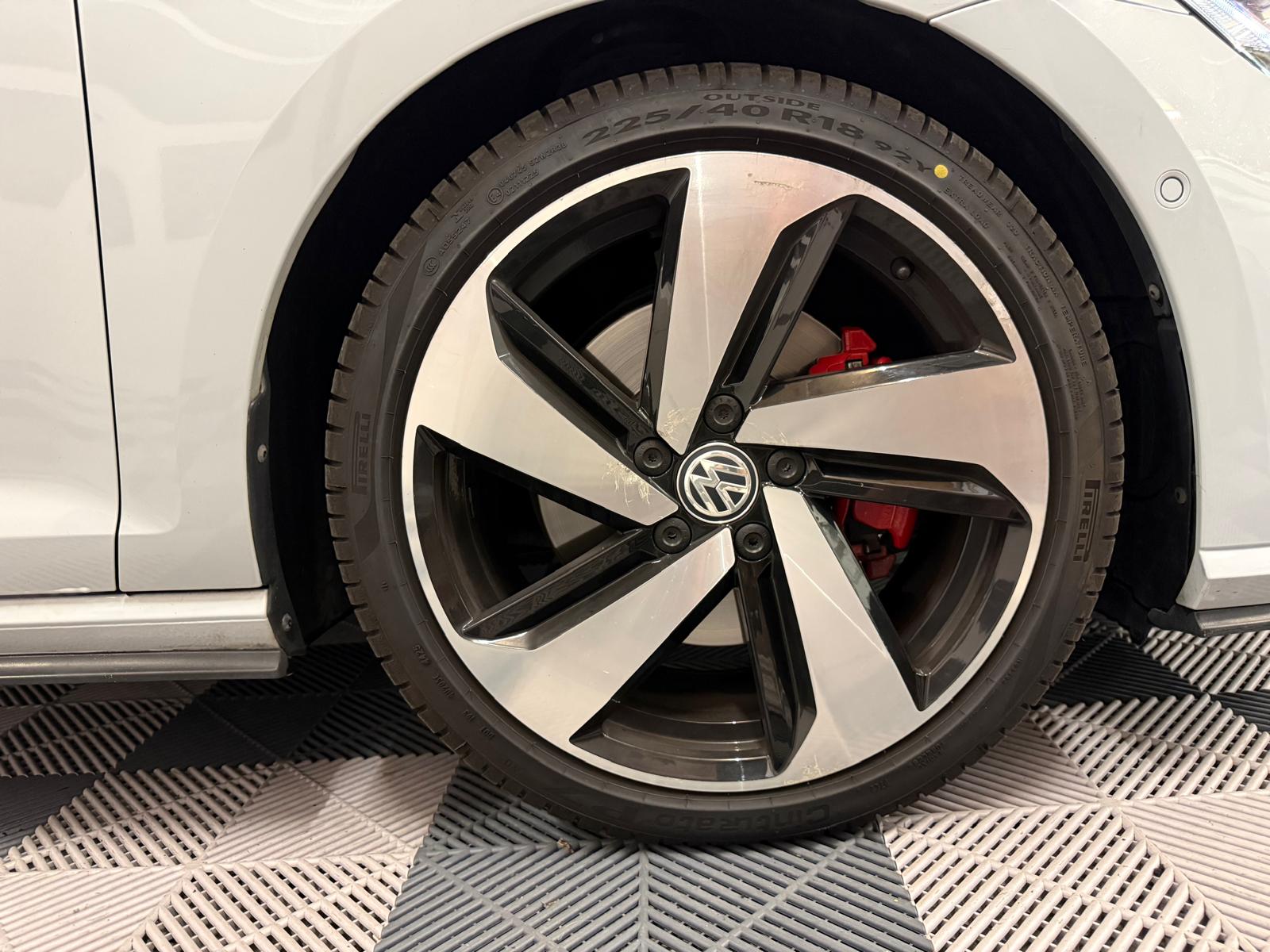 VW Golf 2.0 TSI GTI DSG-image-26