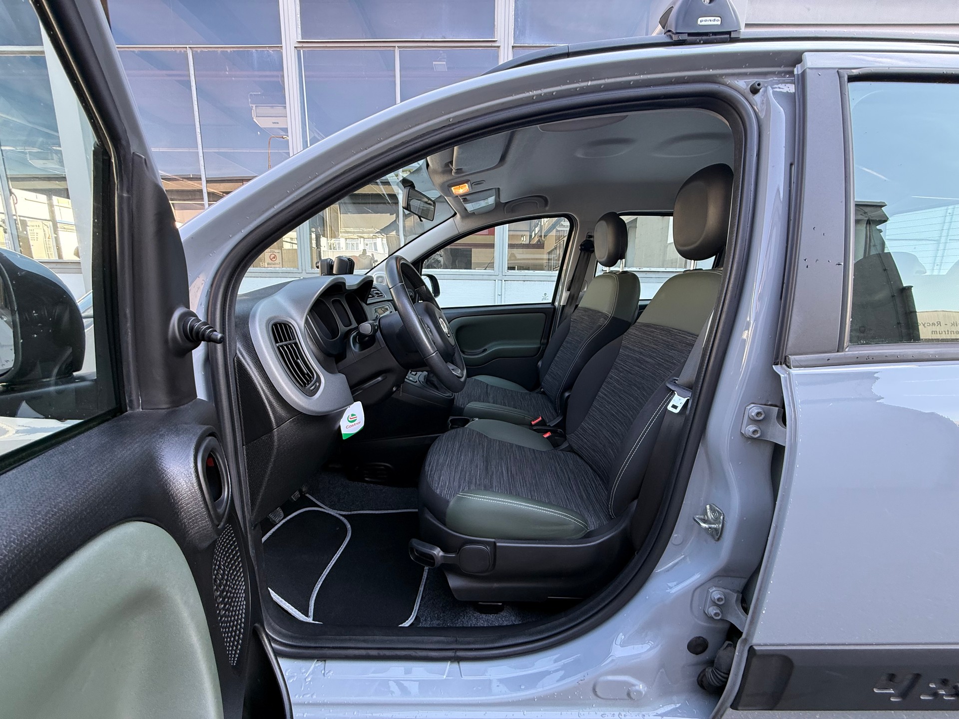 FIAT Panda 0.9 Twinair Turbo Climbing 4x4 *1st. Hand *Frisch Ab MFK *Sitzheizung *Klimaanlage-image-7