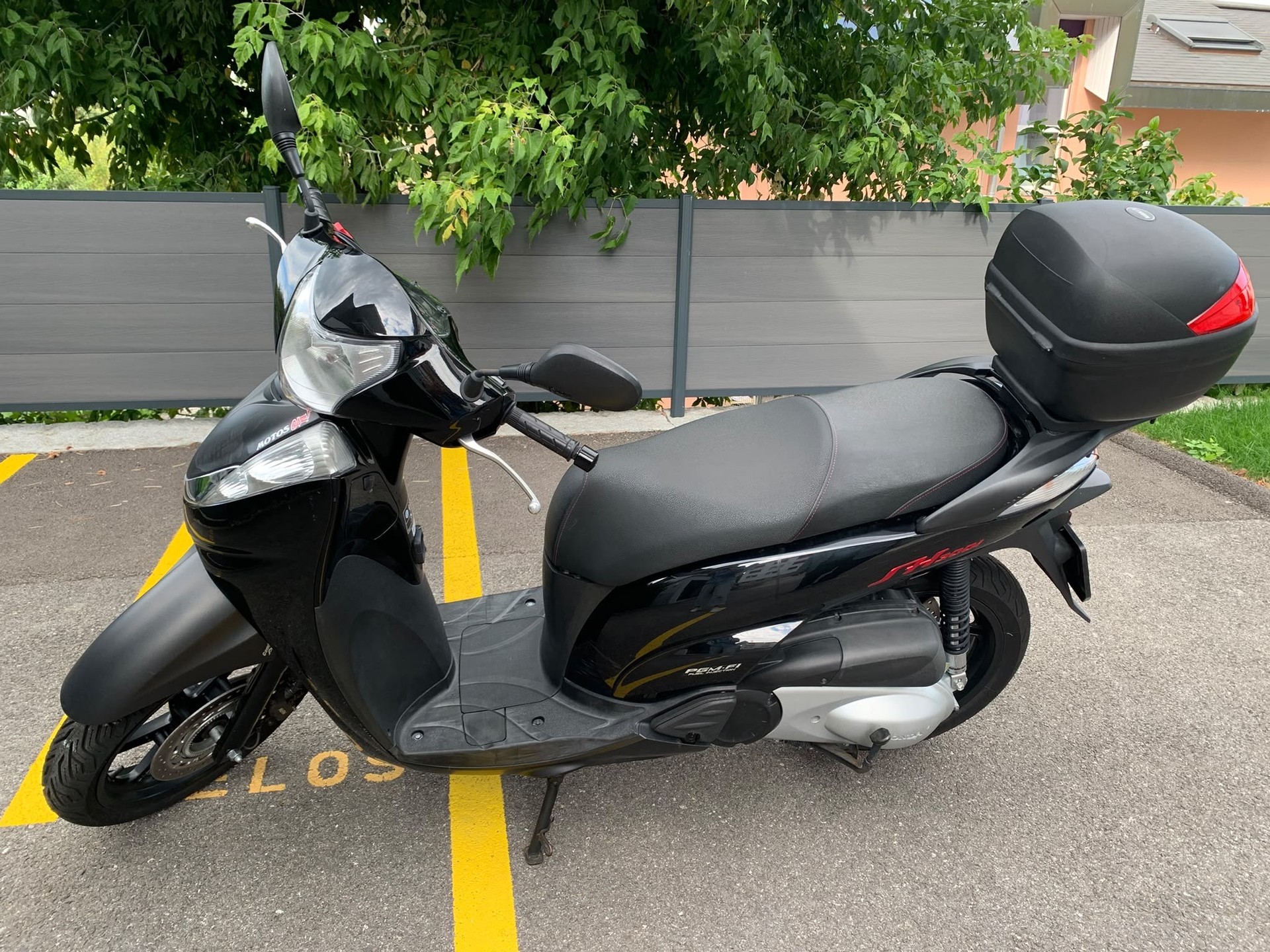 HONDA SH 300 i ABS-image-3