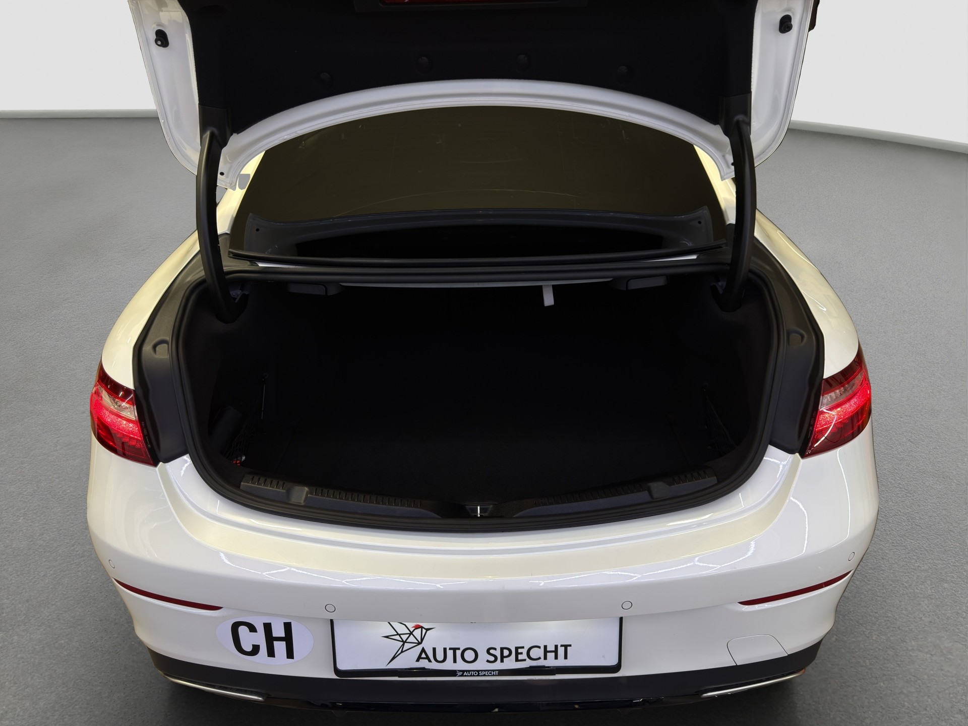 MERCEDES-BENZ E 400 Coupé AMG Line 4 Matic 9G-Tronic-image-6