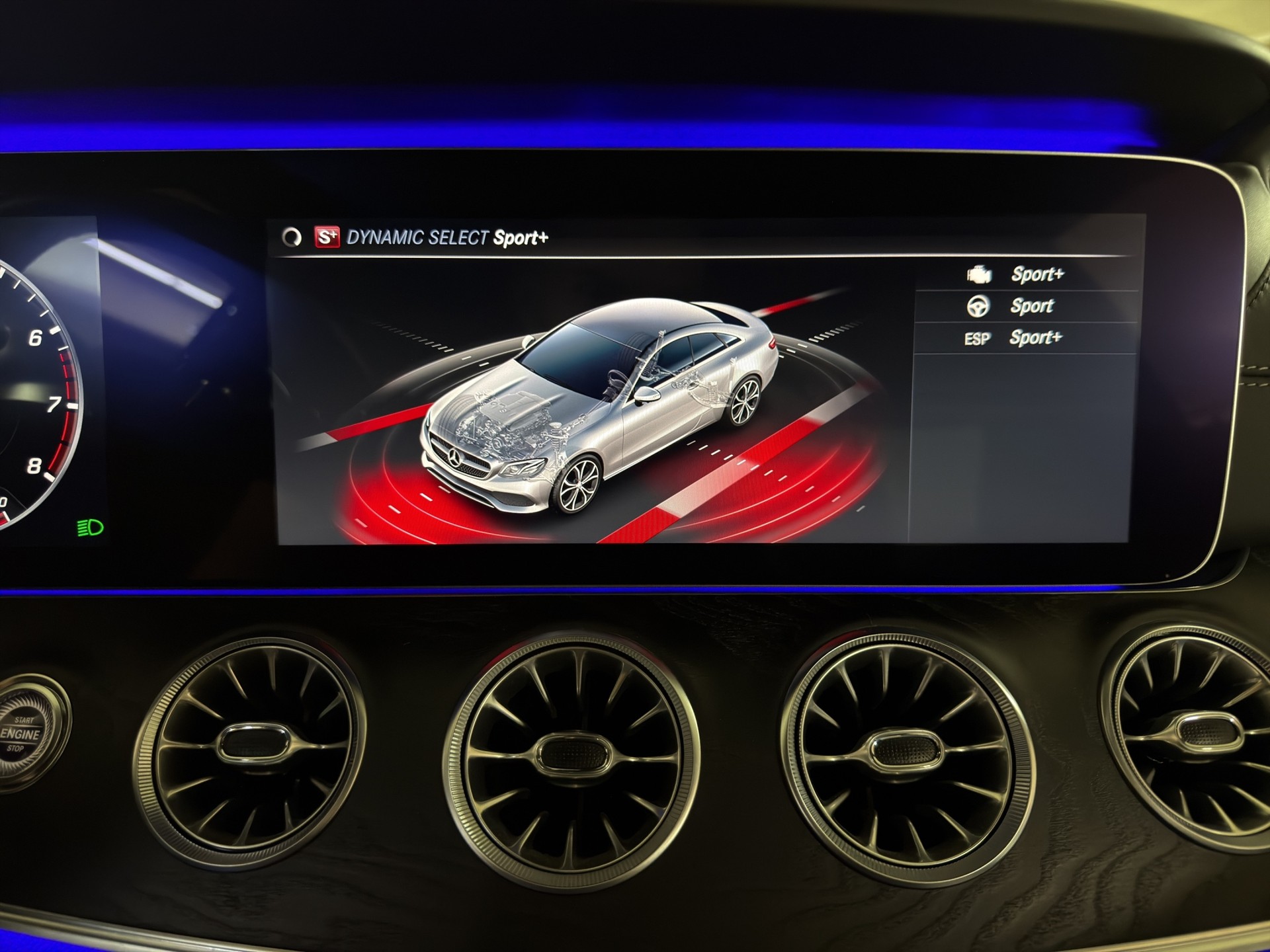 MERCEDES-BENZ E 400 Coupé AMG Line 4 Matic 9G-Tronic-image-30