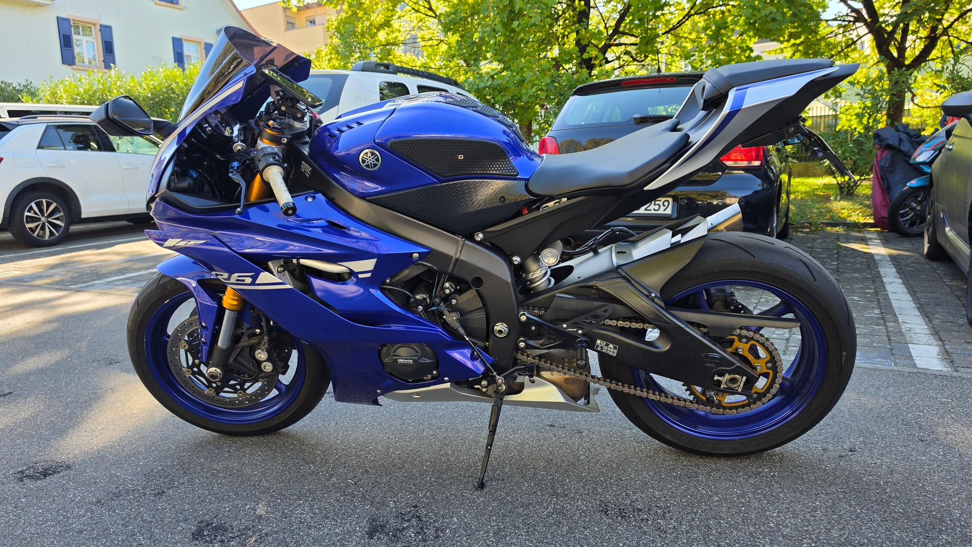 YAMAHA YZF-R6-image-3