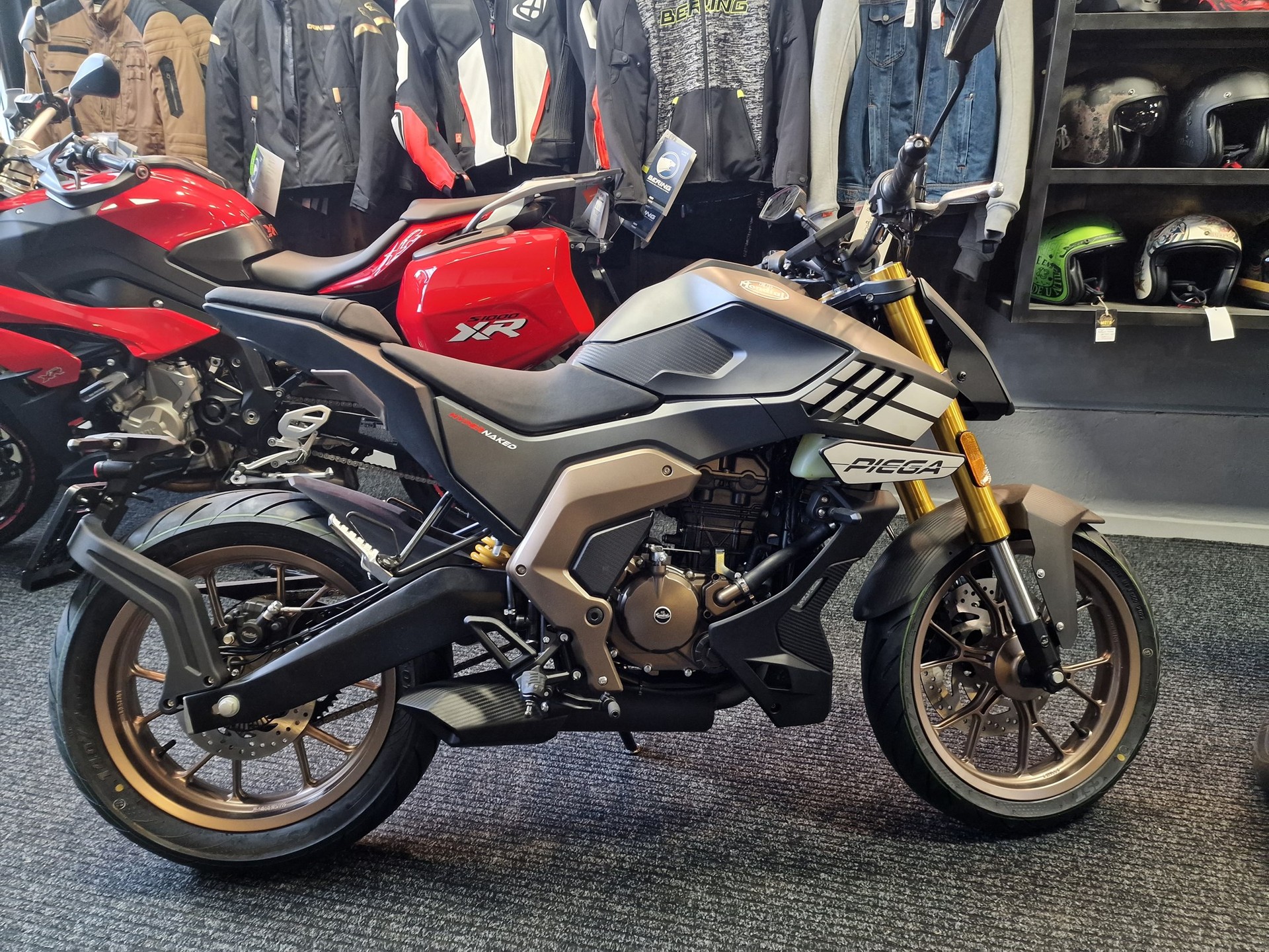 MONDIAL Piega 125 ABS-image-12