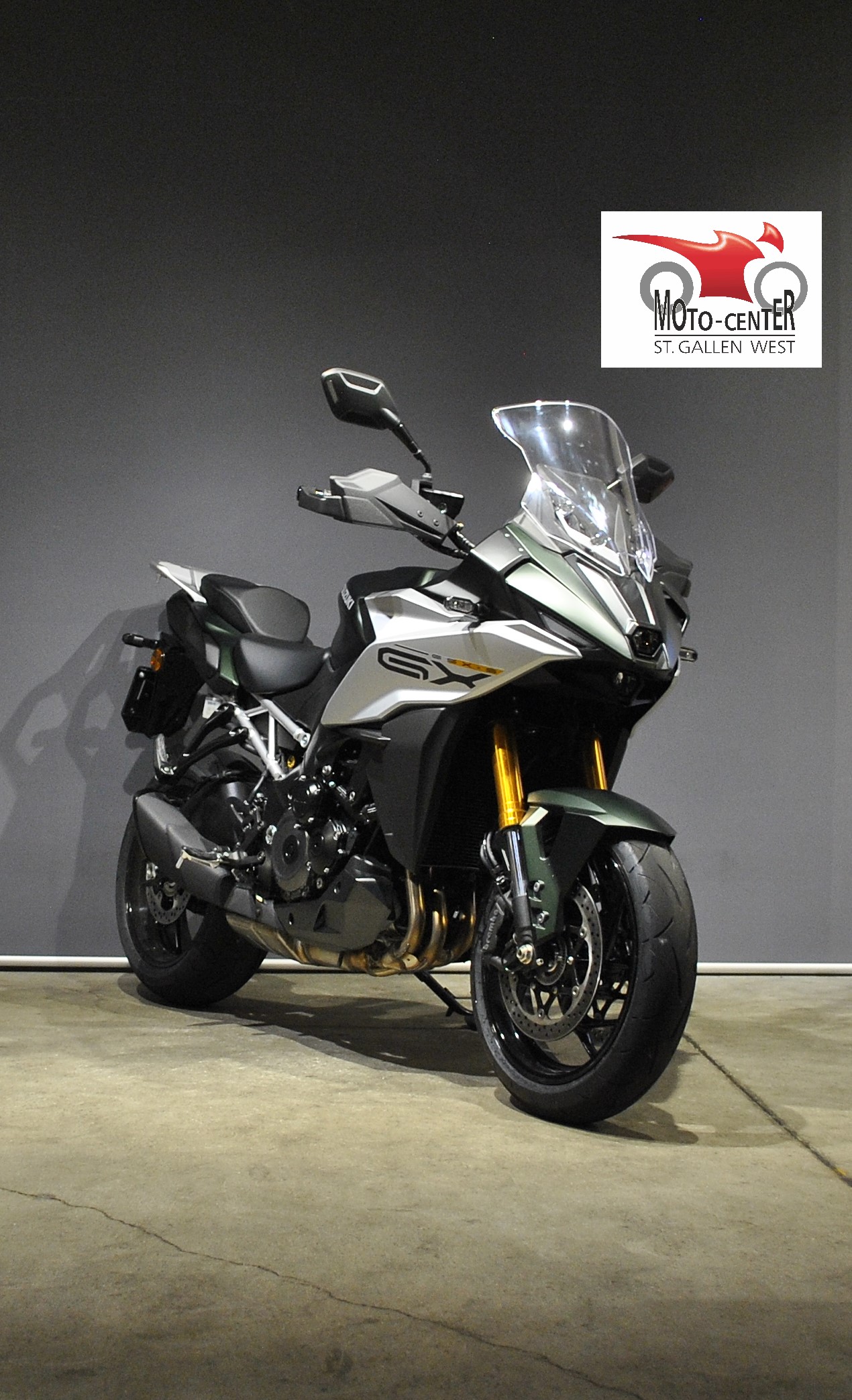 SUZUKI GSX-S1000GX