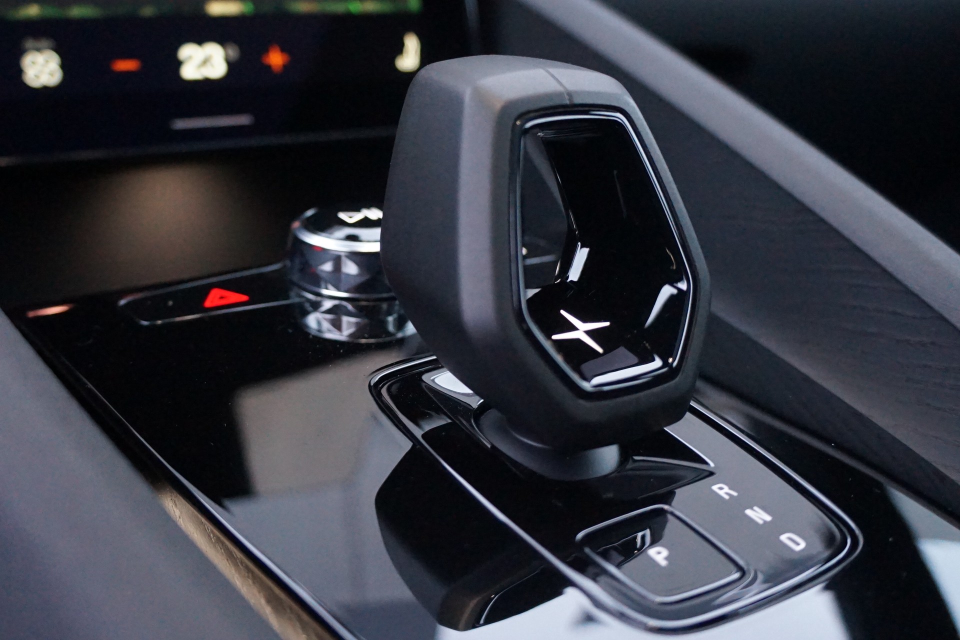 POLESTAR Polestar 2 Long Range Dual 78 kWh - PERFORMANCE PAKET - GARANTE BIS 09.2029-image-15