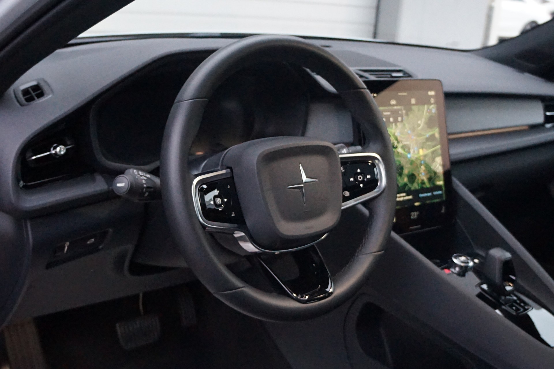 POLESTAR Polestar 2 Long Range Dual 78 kWh - PERFORMANCE PAKET - GARANTE BIS 09.2029-image-7