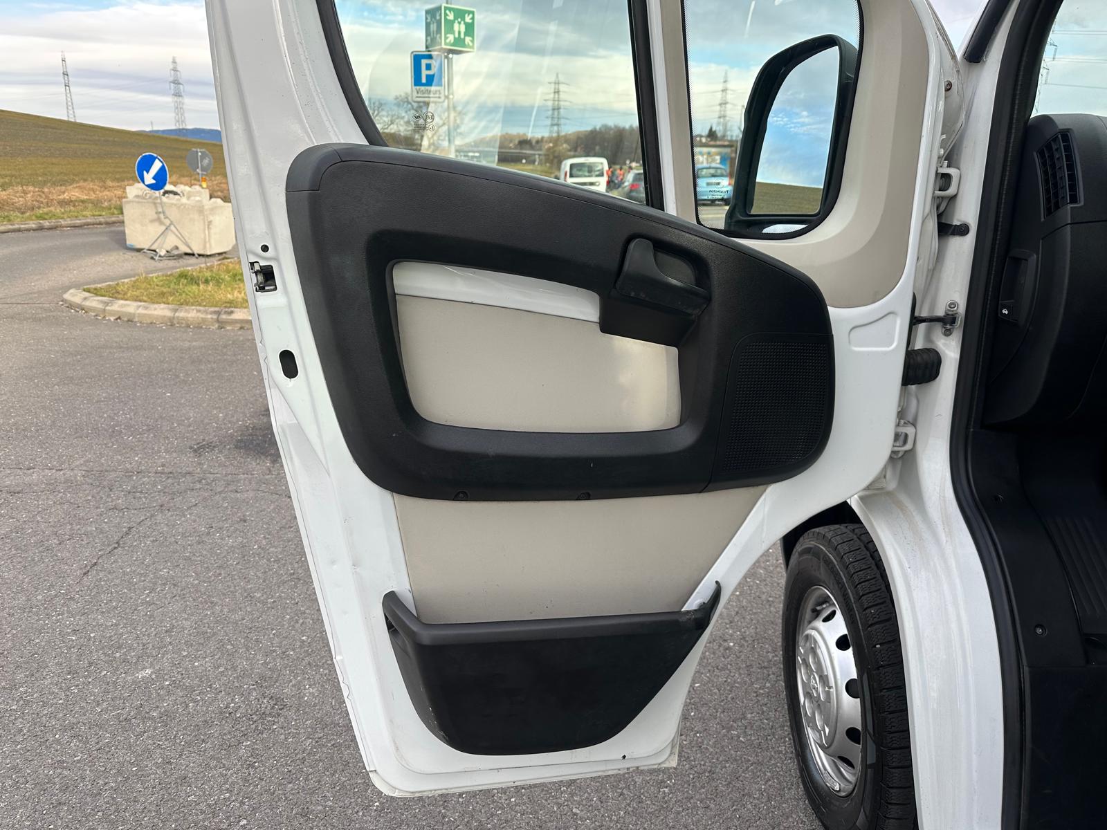 PEUGEOT Boxer 2.2 HDI 335 L3 pont double cabine-image-18