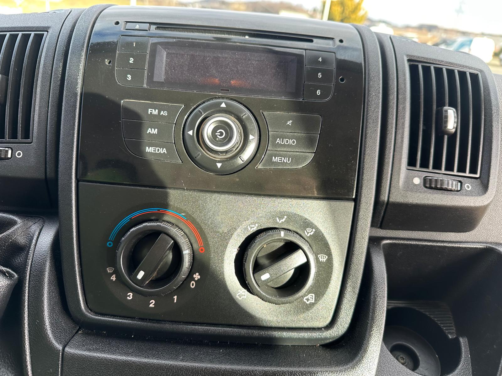 PEUGEOT Boxer 2.2 HDI 335 L3 pont double cabine-image-25