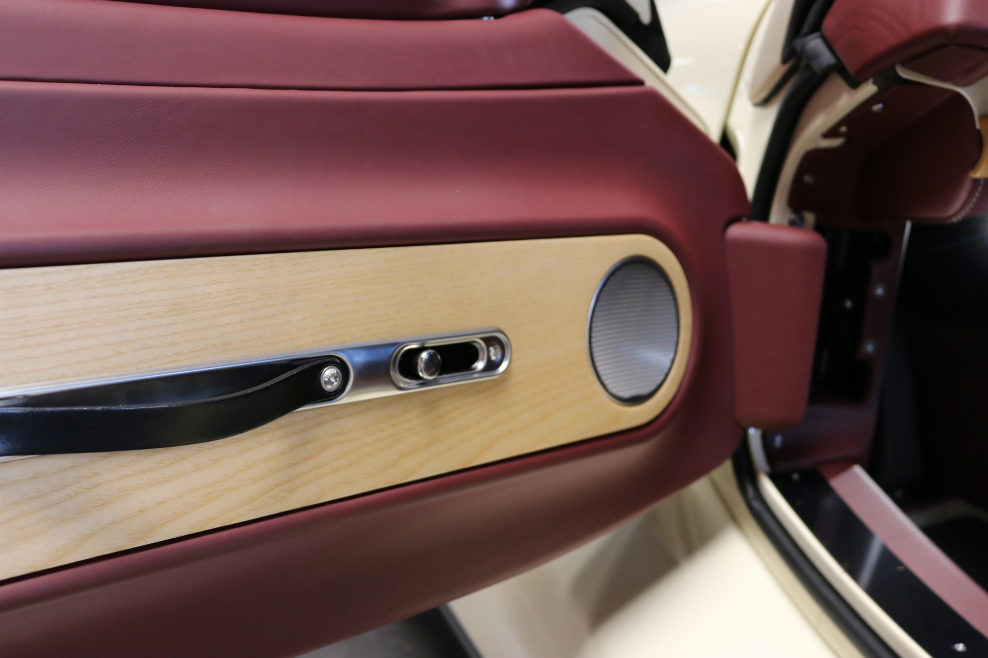 MORGAN Supersport-image-6
