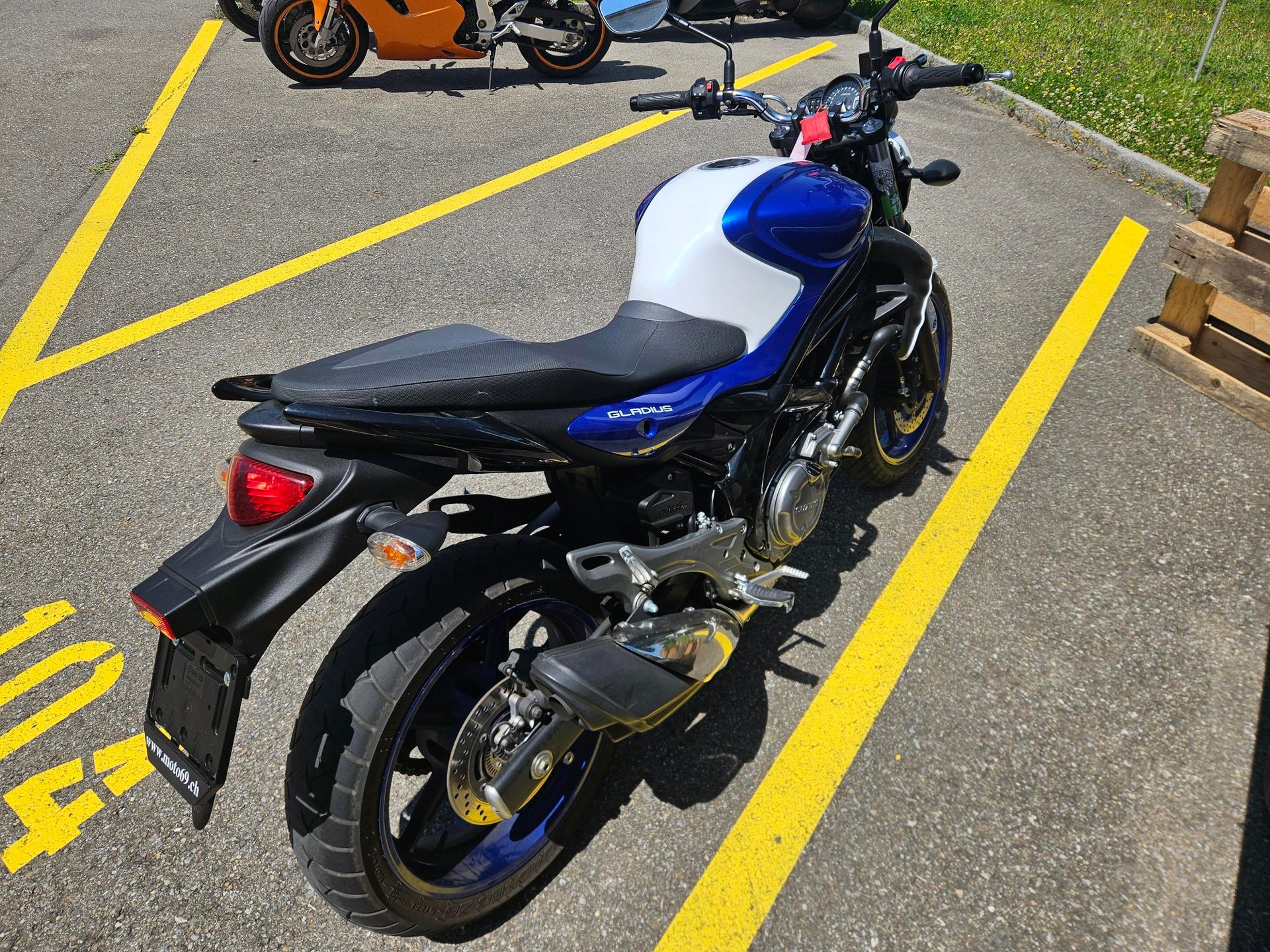 SUZUKI SFV 650 Gladius ABS-image-4