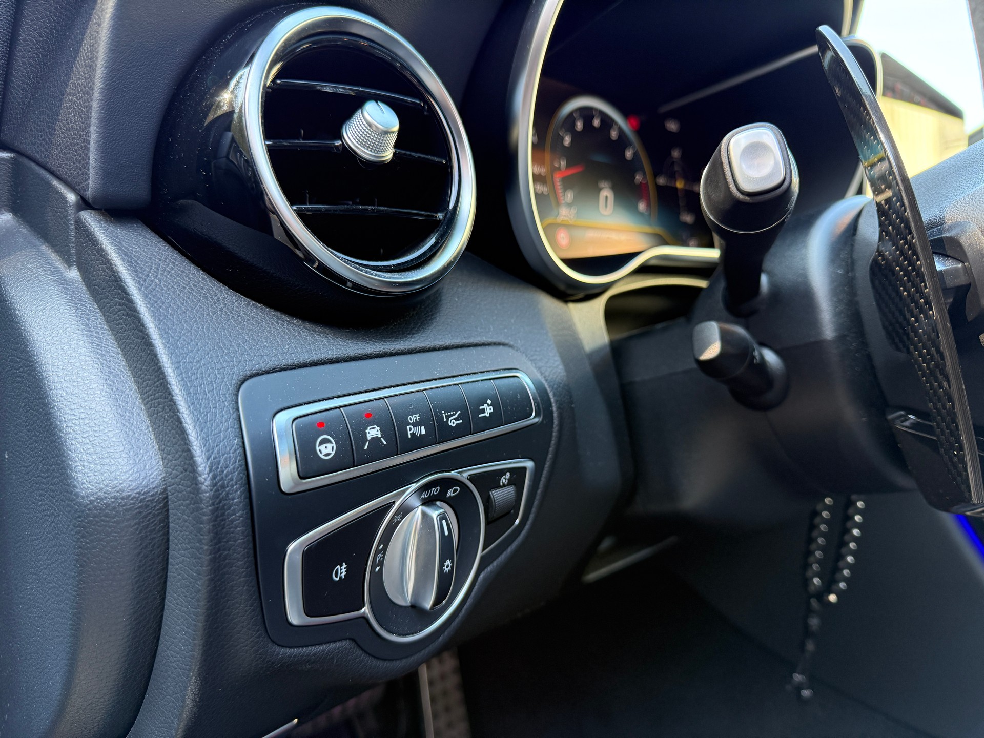 MERCEDES-BENZ C 63 S AMG 9G-tronic-image-10