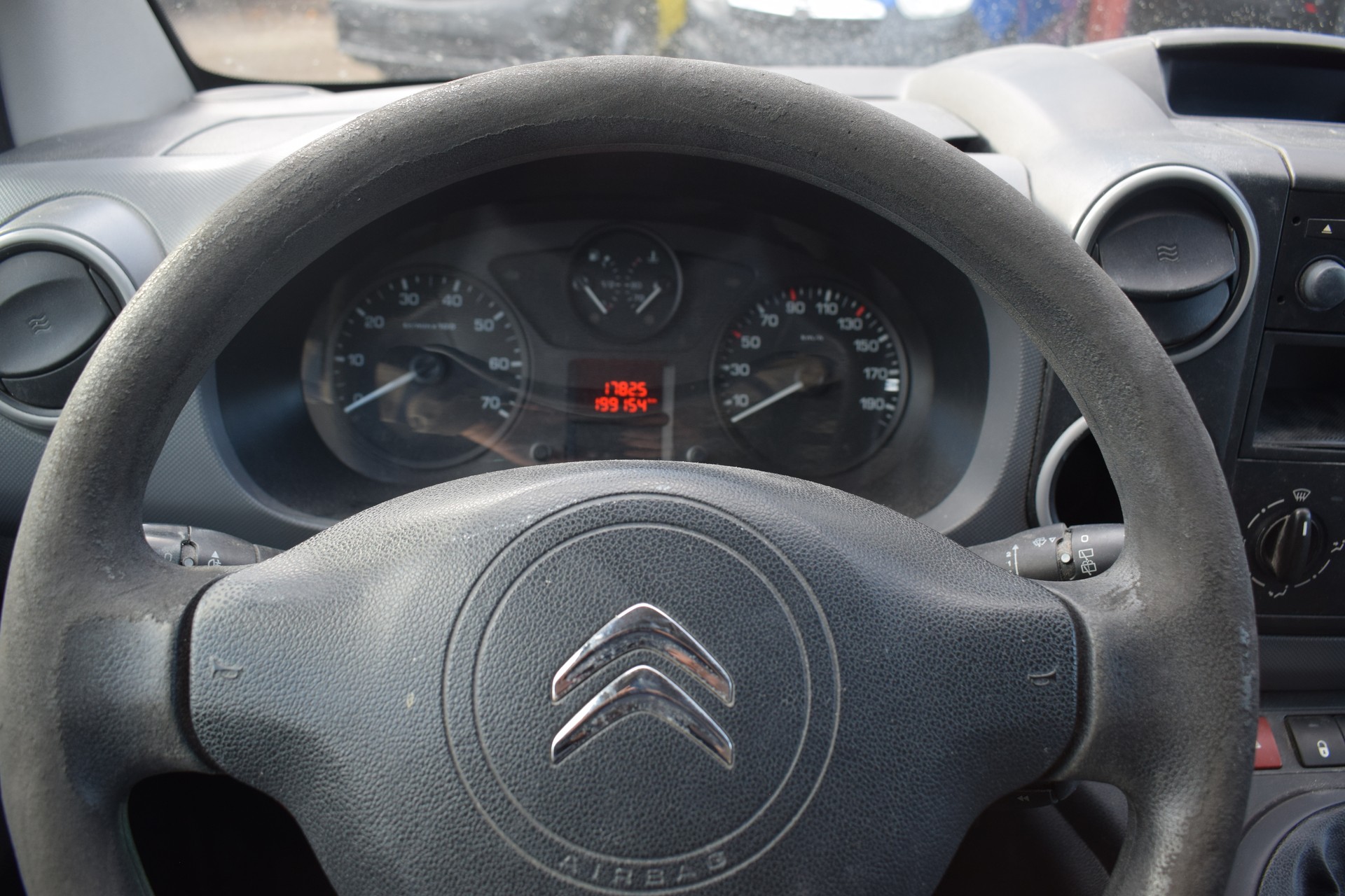 CITROEN Berlingo 1.6 HDi 600 Komfort-image-6