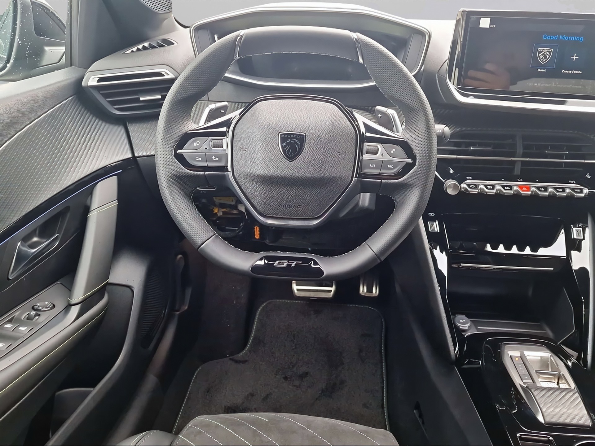 PEUGEOT 208 1.2 Hybrid GT-image-8
