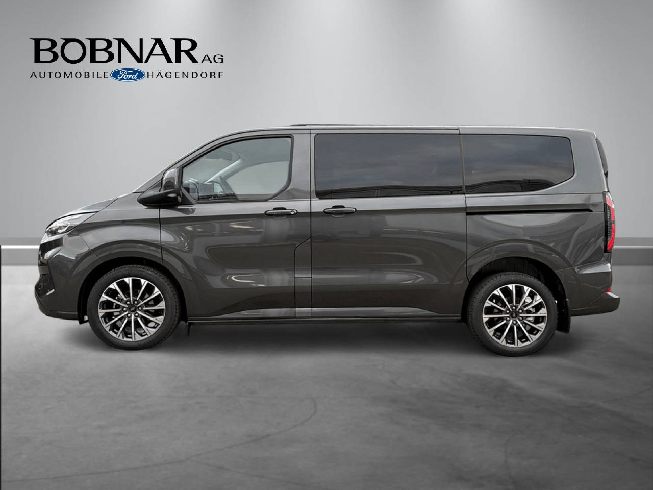 FORD Tourneo Custom 320 L1 2.0 EcoBlue 170 Titanium X-showroom-element-3