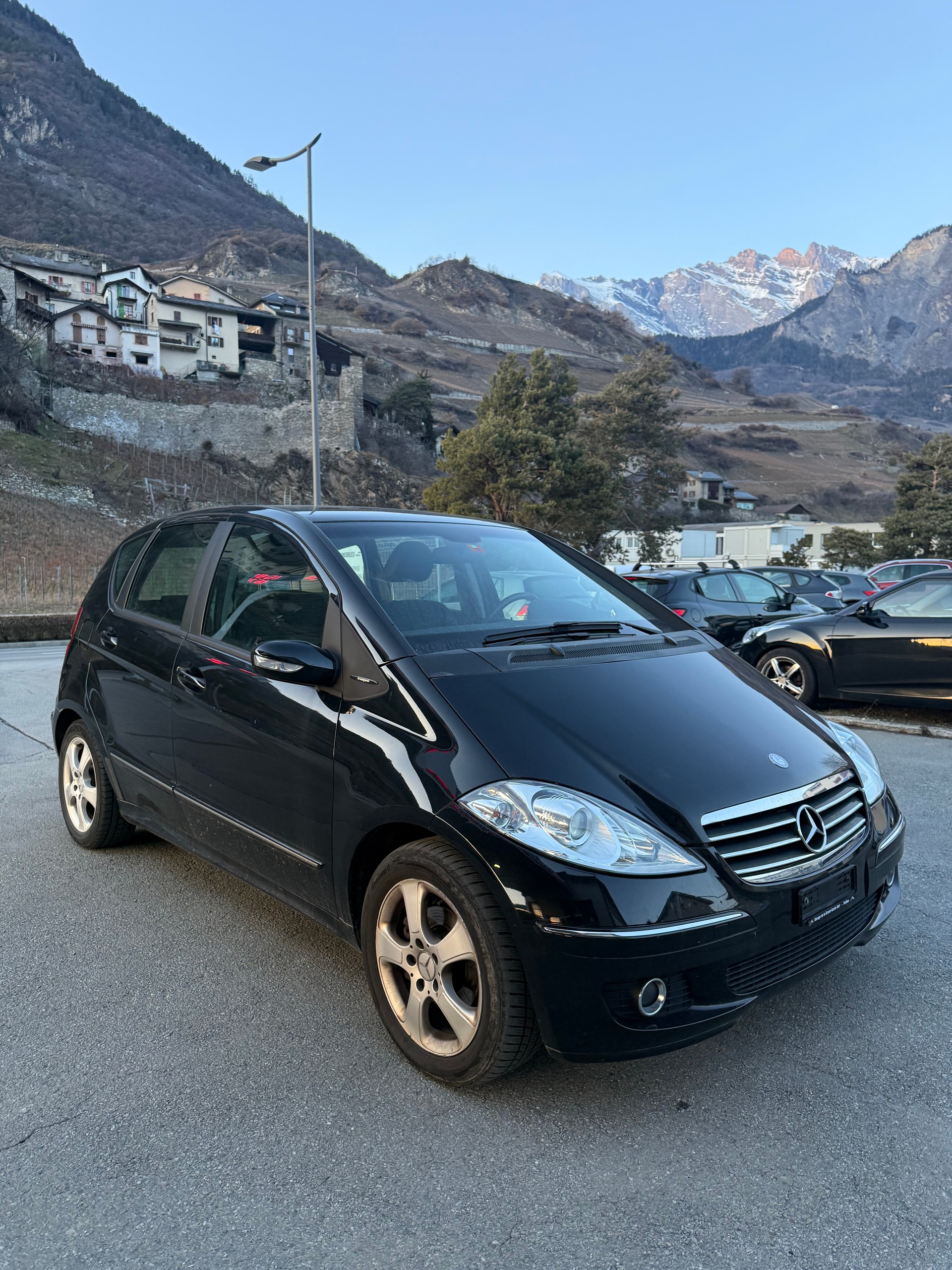 MERCEDES-BENZ A 200 Avantgarde-image-1