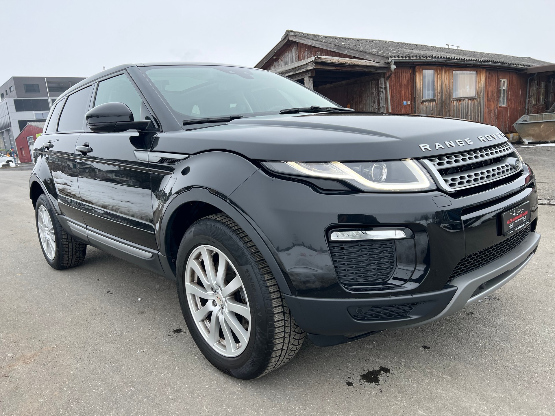 LAND ROVER Range Rover Evoque 2.0 Si4 SE Dynamic AT9 (CHF 280.75/Monat)-image-8