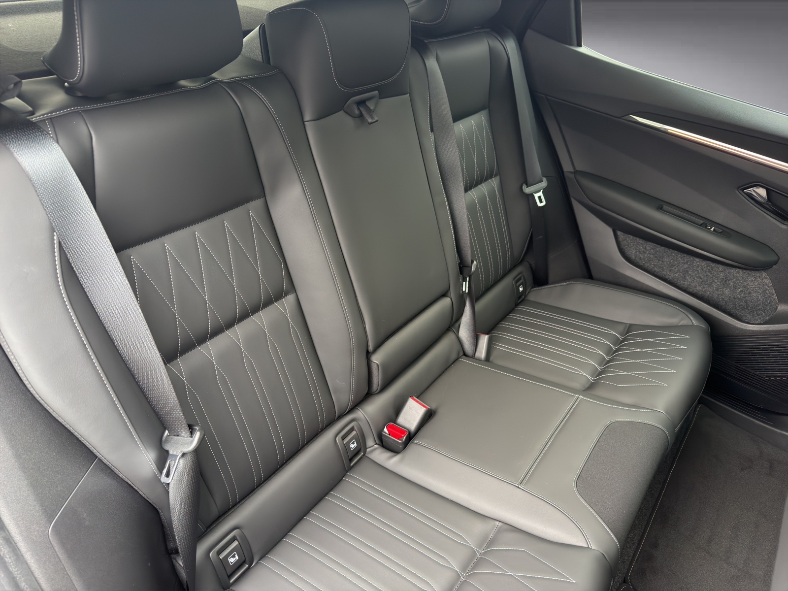MITSUBISHI Eclipse Cross Instyle-image-14