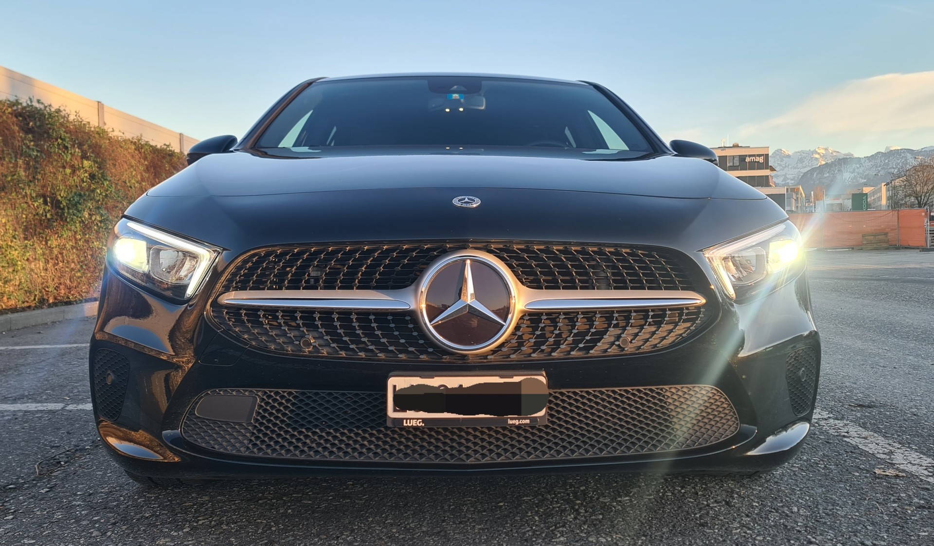 MERCEDES-BENZ A 200 7G-DCT-image-1