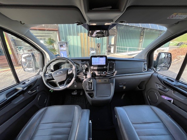 FORD Tourneo Custom 320 L1H1 Titanium A (mit Campingumbau siehe Beschrieb und Fotos)-image-3