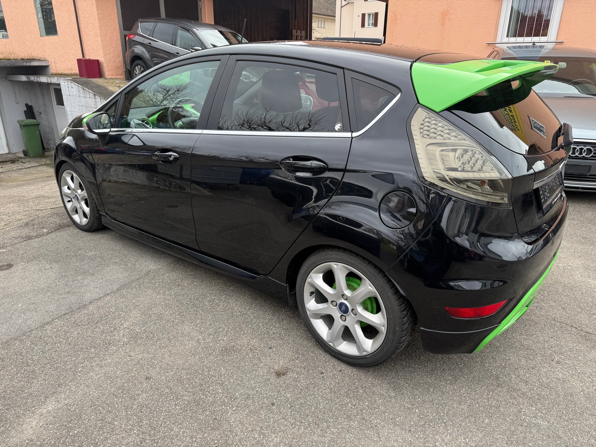 FORD Fiesta 1.6 16V Titanium-image-5