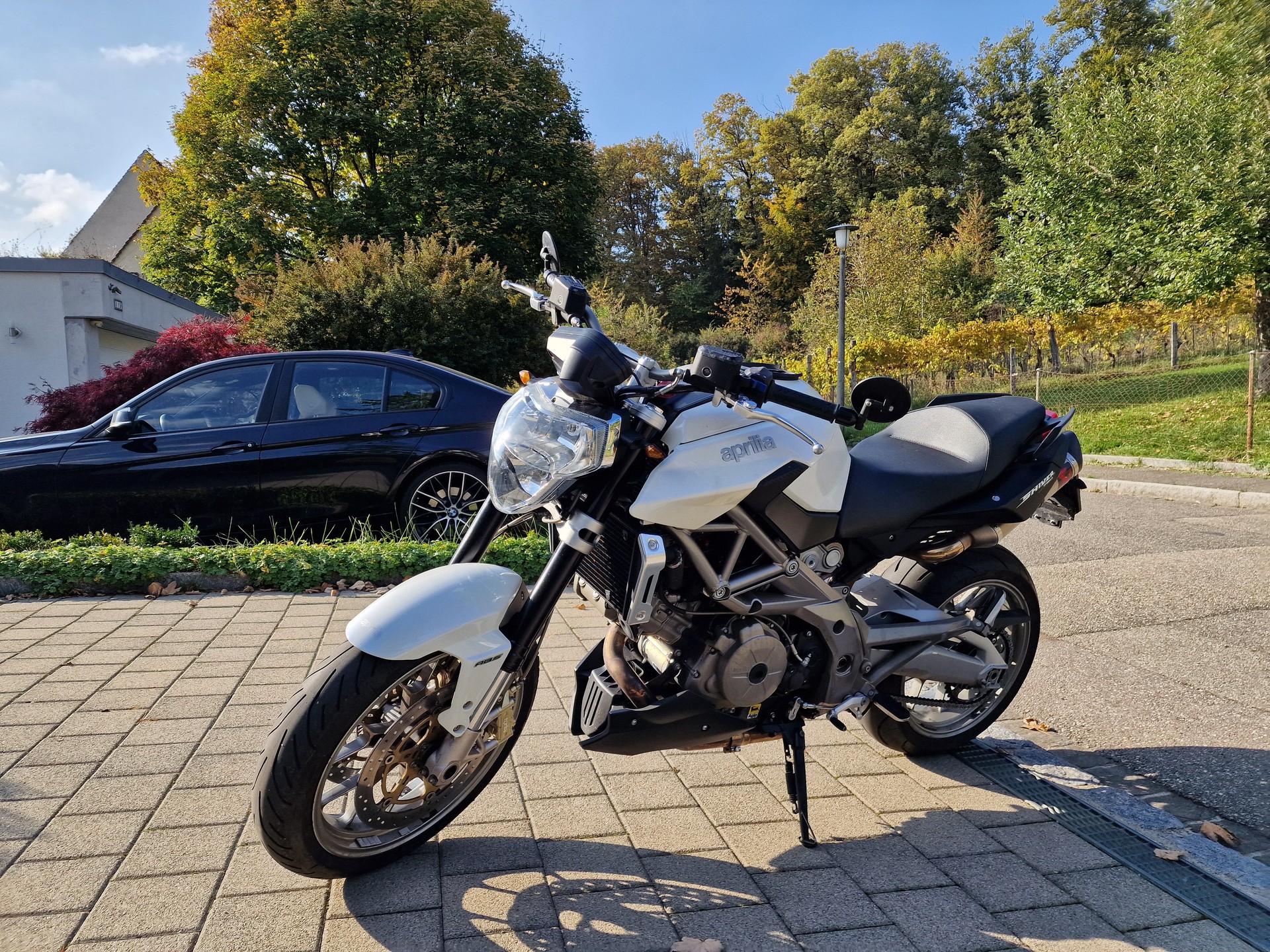 APRILIA SL 750 Shiver ABS-image-1