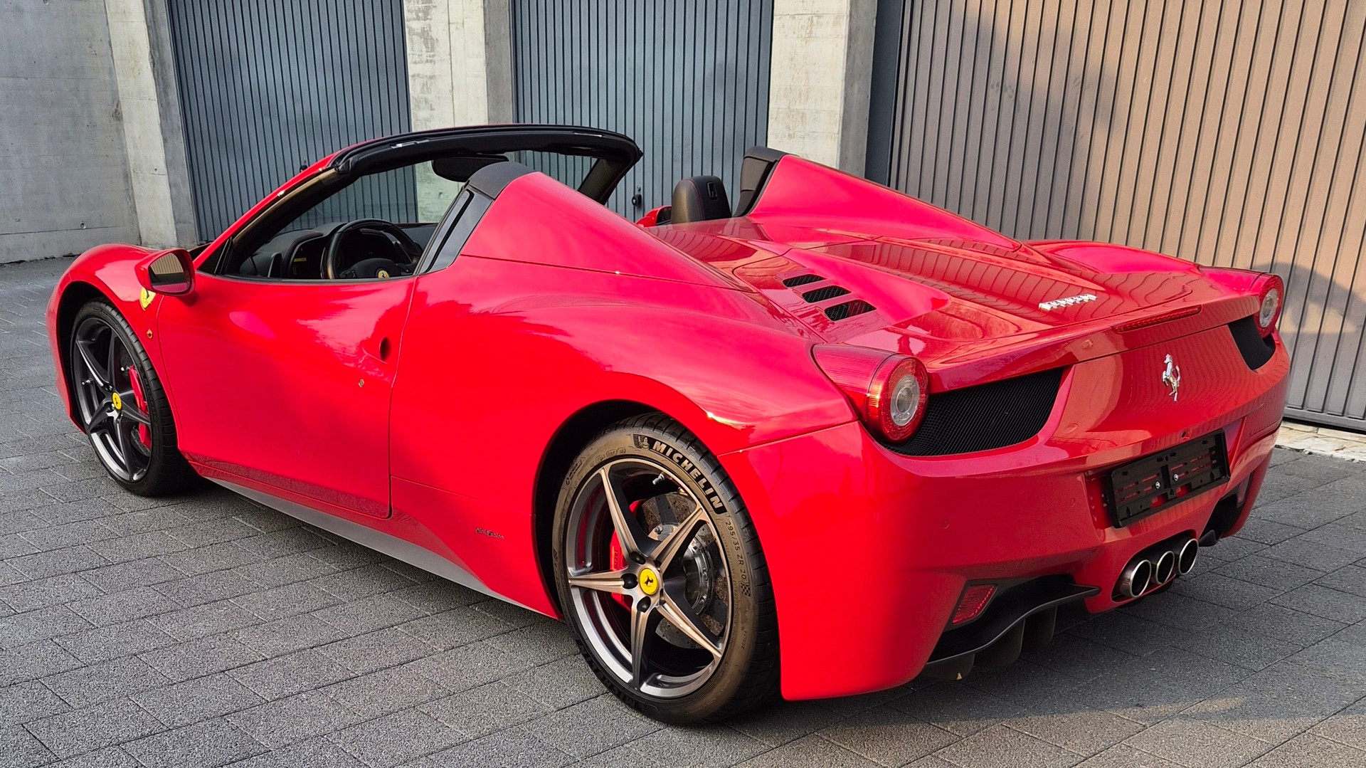 FERRARI 458 Spider Italia 4.5 V8-image-2