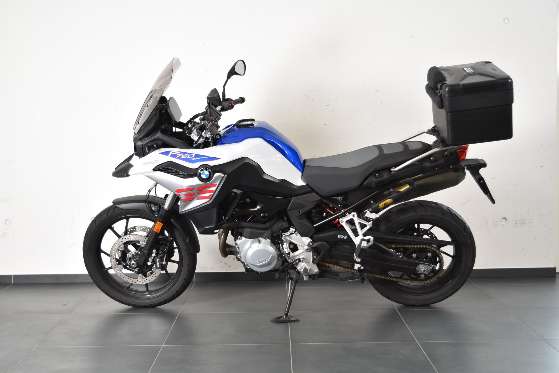 BMW F 750 GS-image-0