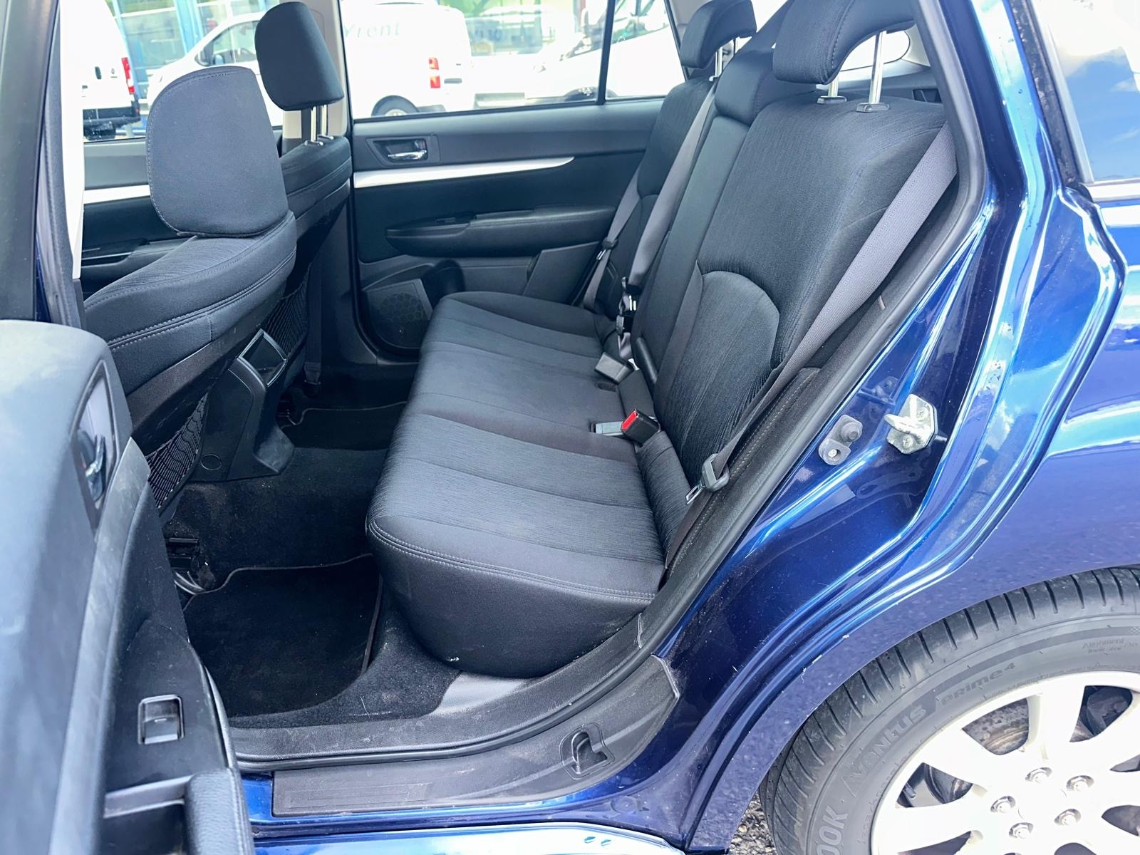 SUBARU Legacy 2.0i Swiss AWD Lineartronic-image-10