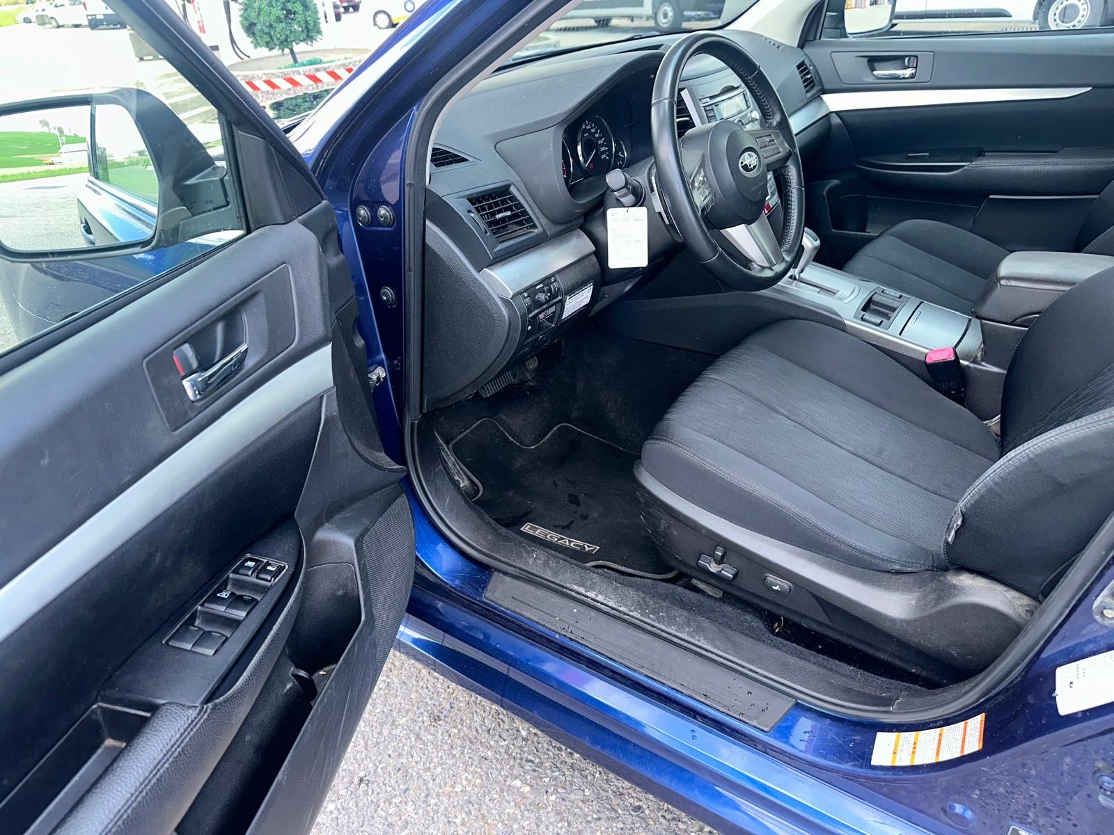 SUBARU Legacy 2.0i Swiss AWD Lineartronic-image-9