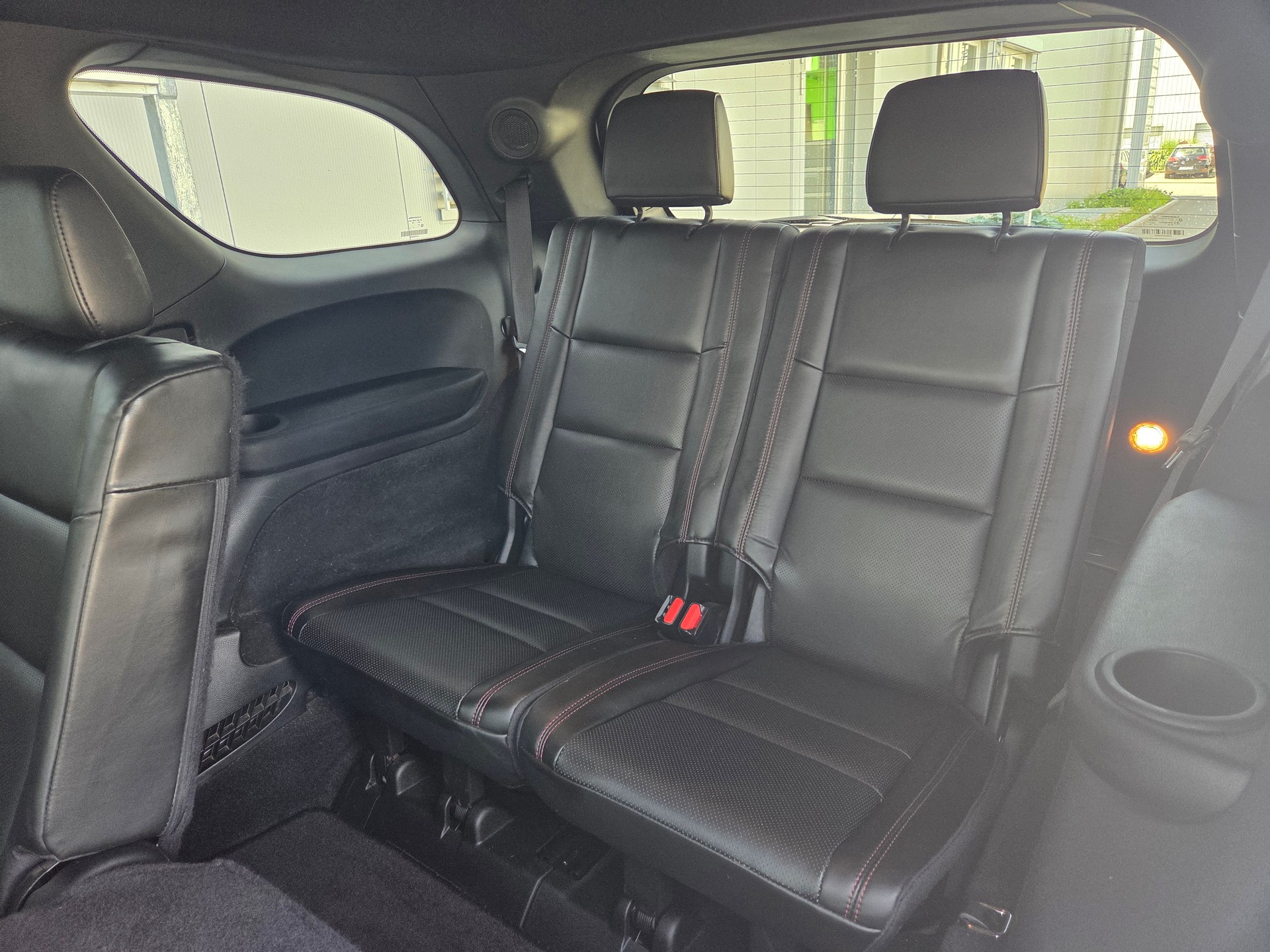 DODGE Durango 5.7 4x4 R/T 365PS / 7-Plätzer 3.5 T AHK-image-11