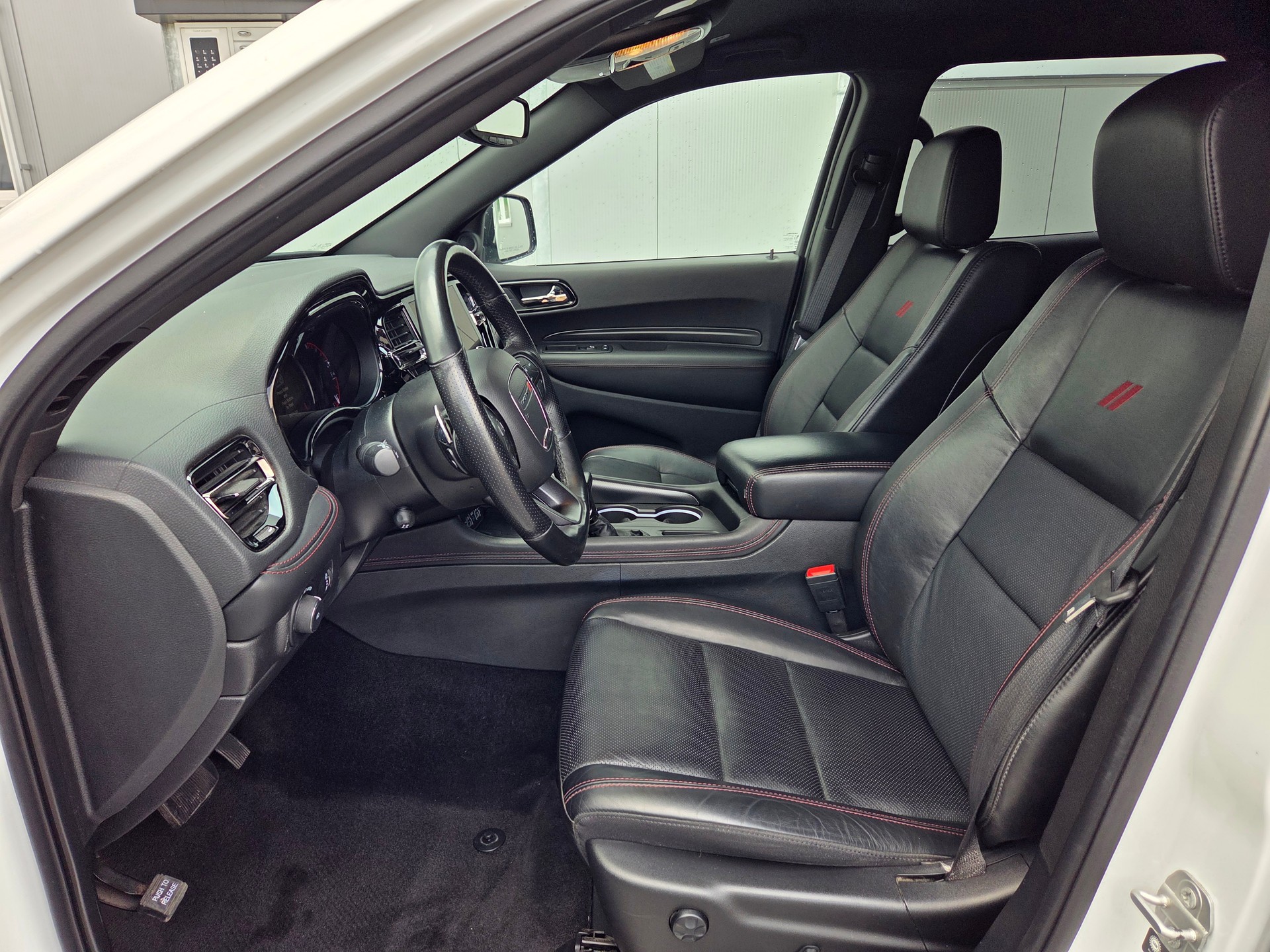 DODGE Durango 5.7 4x4 R/T 365PS / 7-Plätzer 3.5 T AHK-image-4