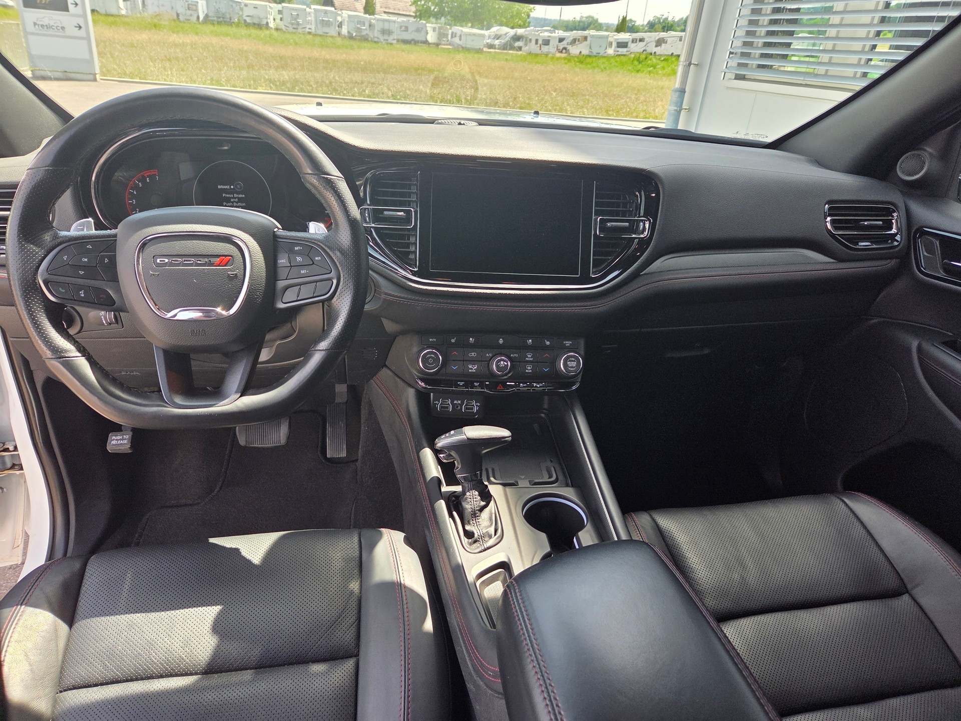 DODGE Durango 5.7 4x4 R/T 365PS / 7-Plätzer 3.5 T AHK-image-12