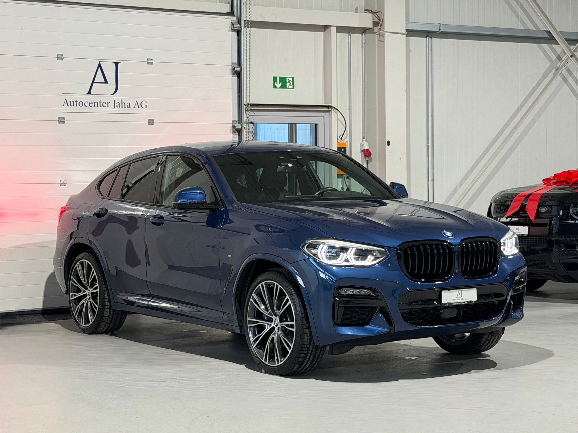 BMW X4 xDrive 48V M40d Steptronic (CH)-showroom-element-3