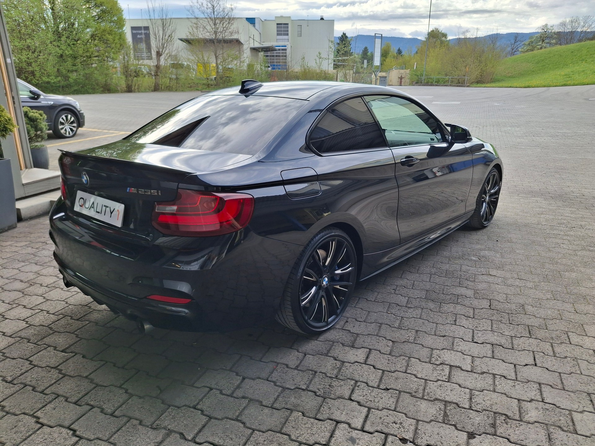 BMW M235i xDrive-image-3