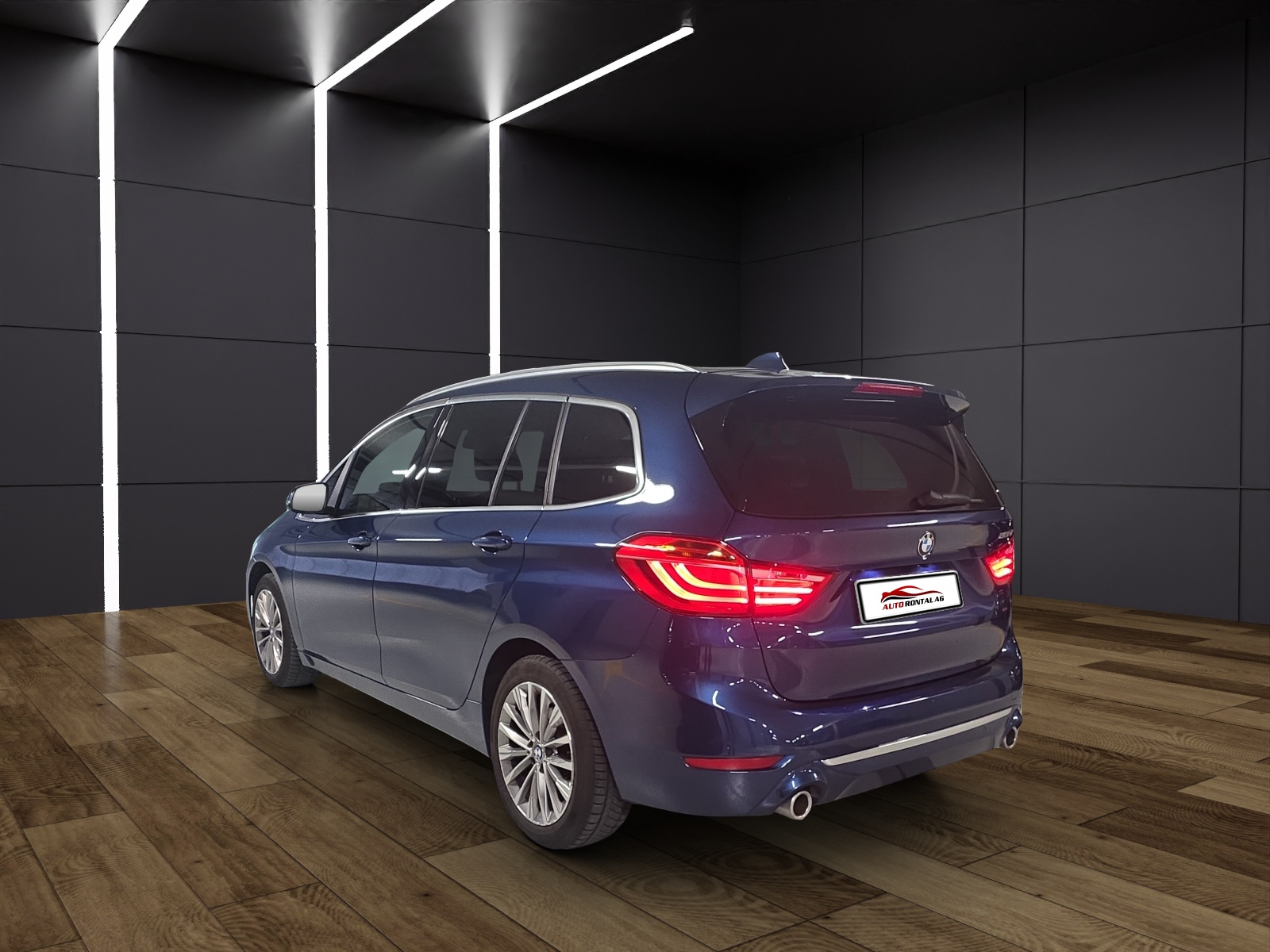 BMW 220i Gran Tourer Luxury Line DKG-image-6