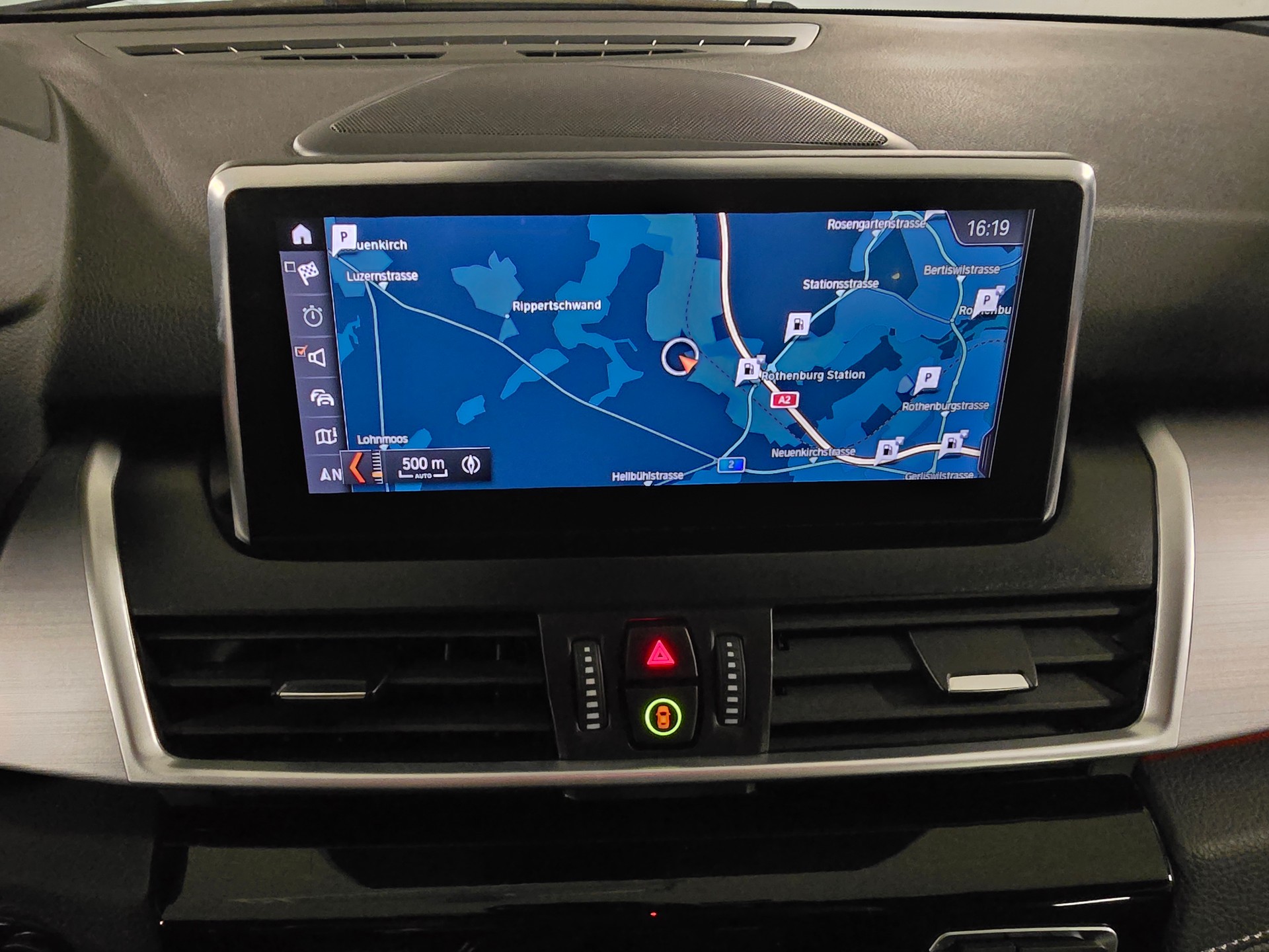 BMW 220i Gran Tourer Luxury Line DKG-image-11