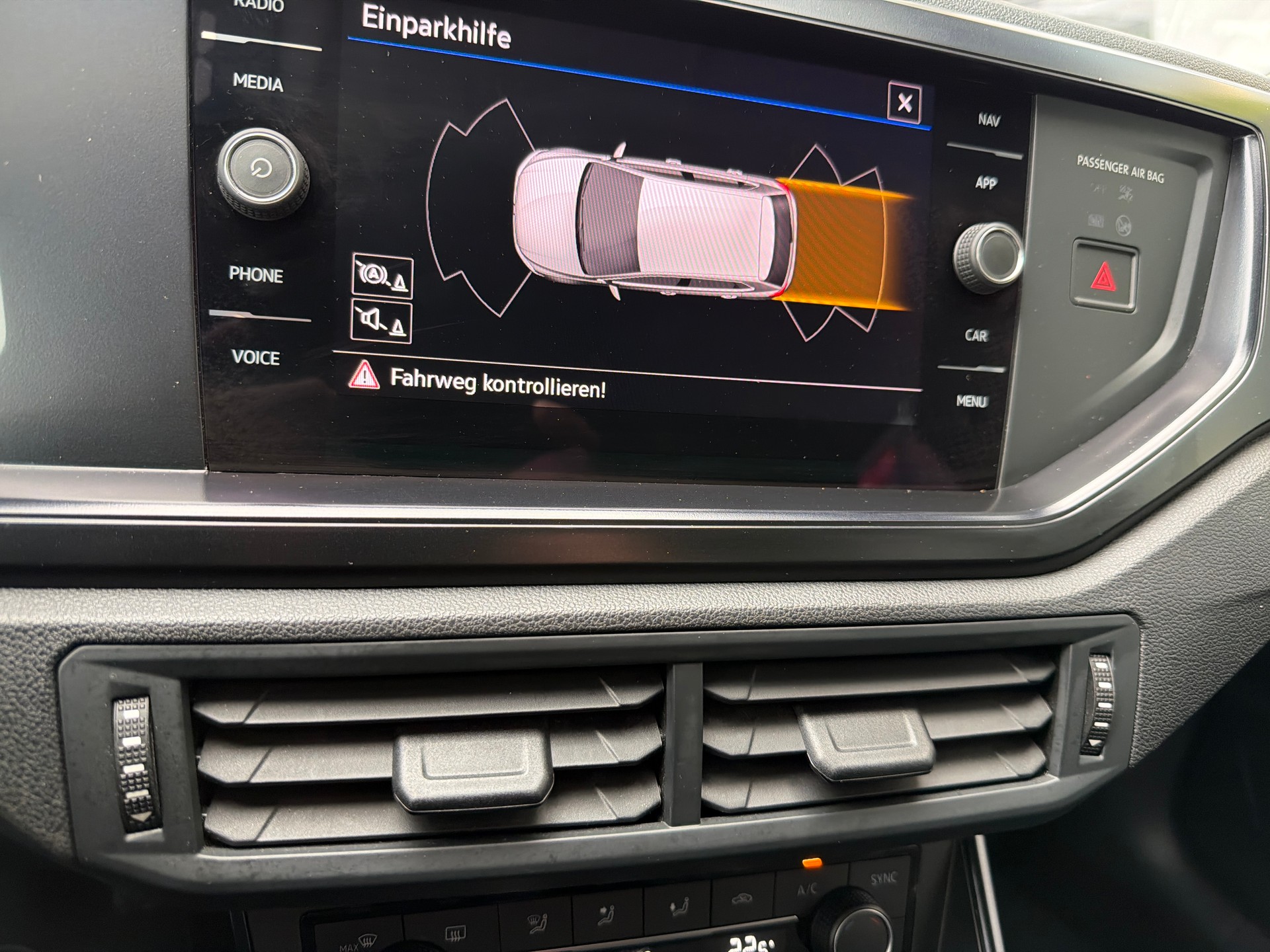 VW Polo 1.0 BMT Value-image-11