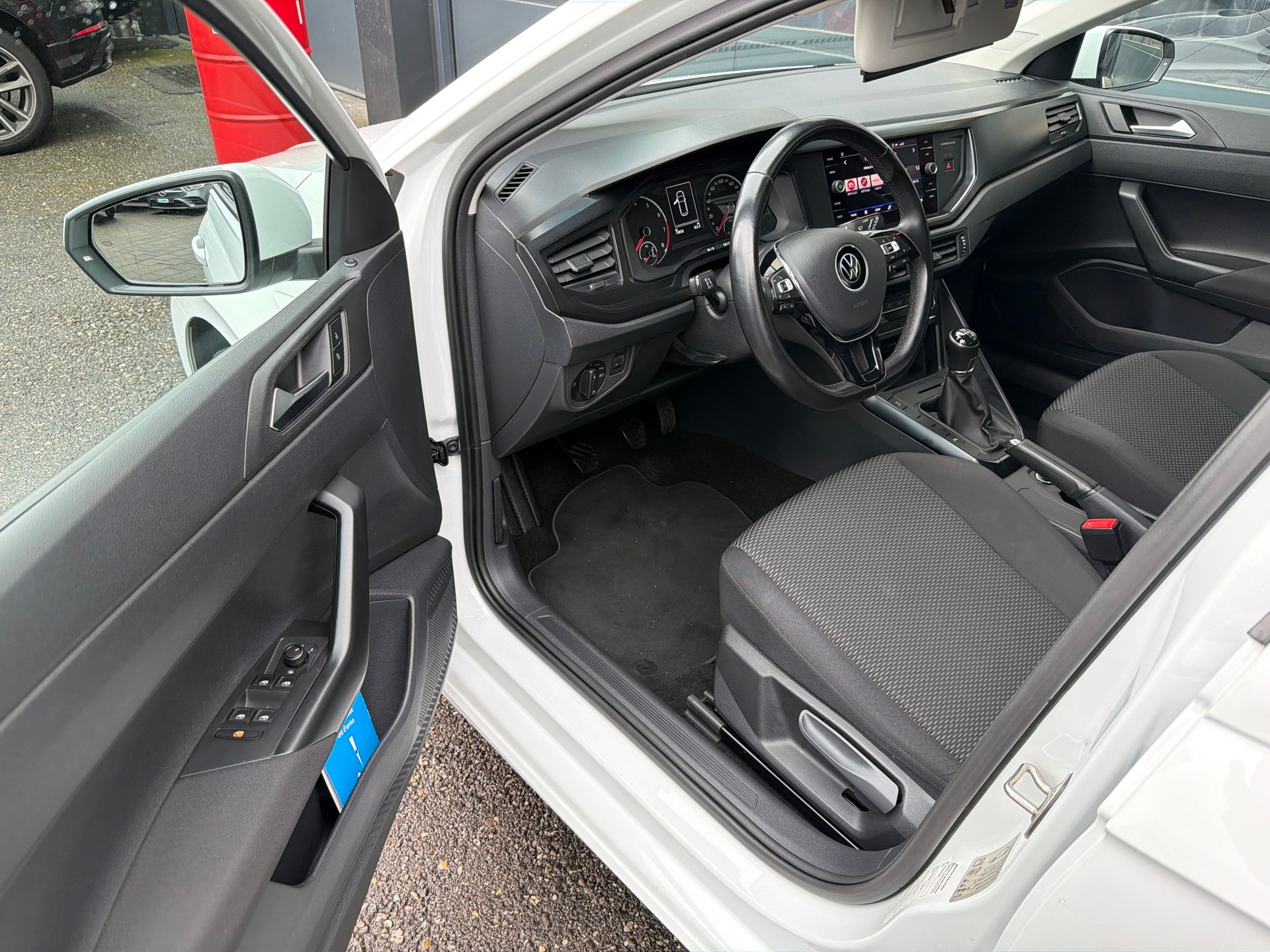 VW Polo 1.0 BMT Value-image-6
