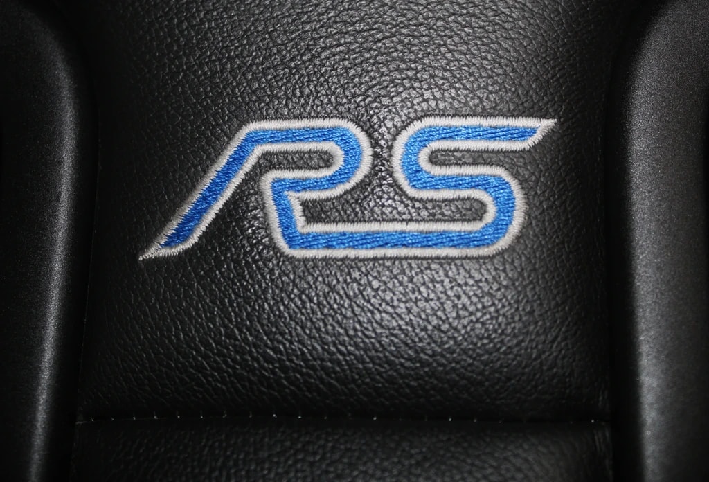 FORD Focus 2.3 EcoBoost RS AWD / Schalensitze/ Milltek-Auspuffanlage/ CH-Fahrzeug-image-17