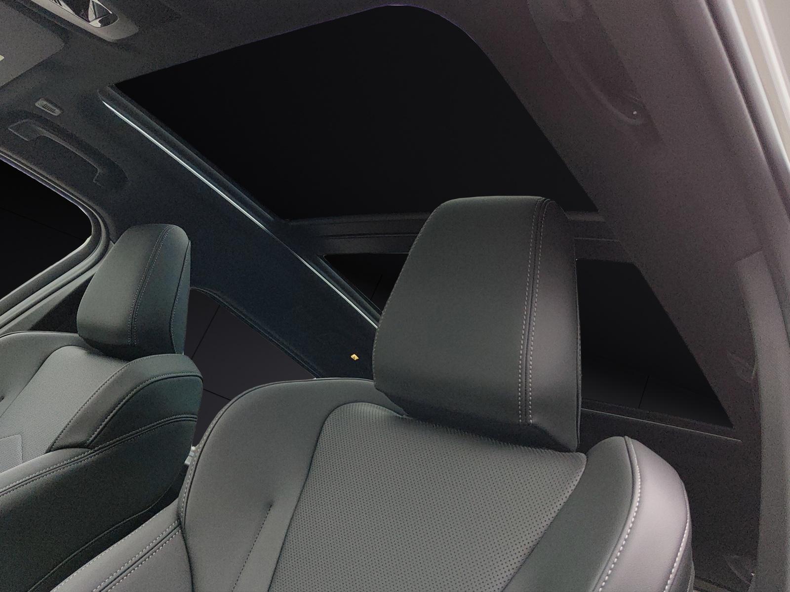 BMW iX1 30 xDrive-image-15