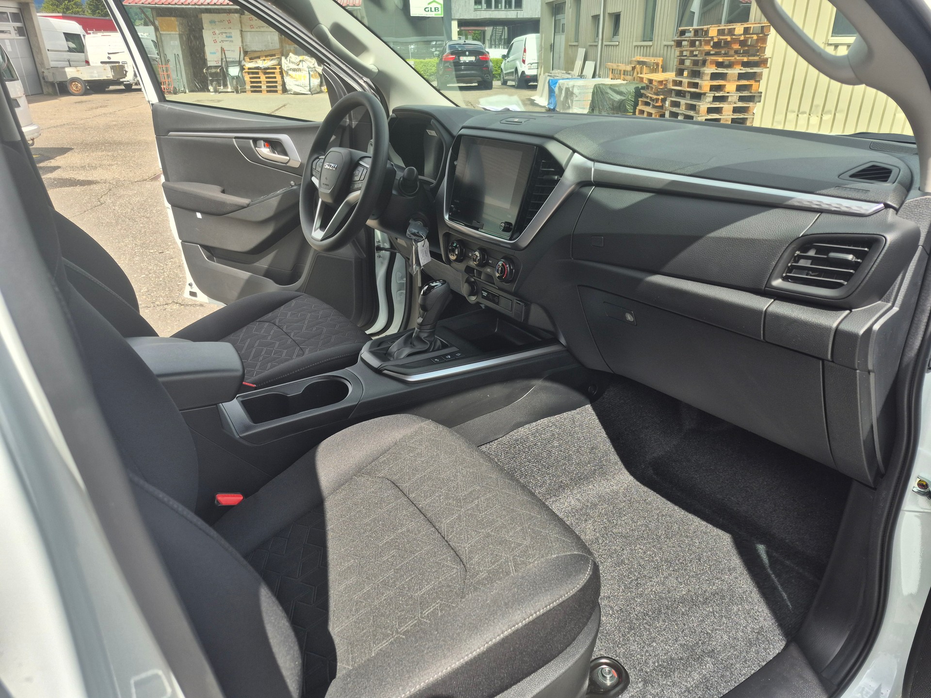 ISUZU D-MAX 1.9 CrewCab N60BB+ 4x4-image-14