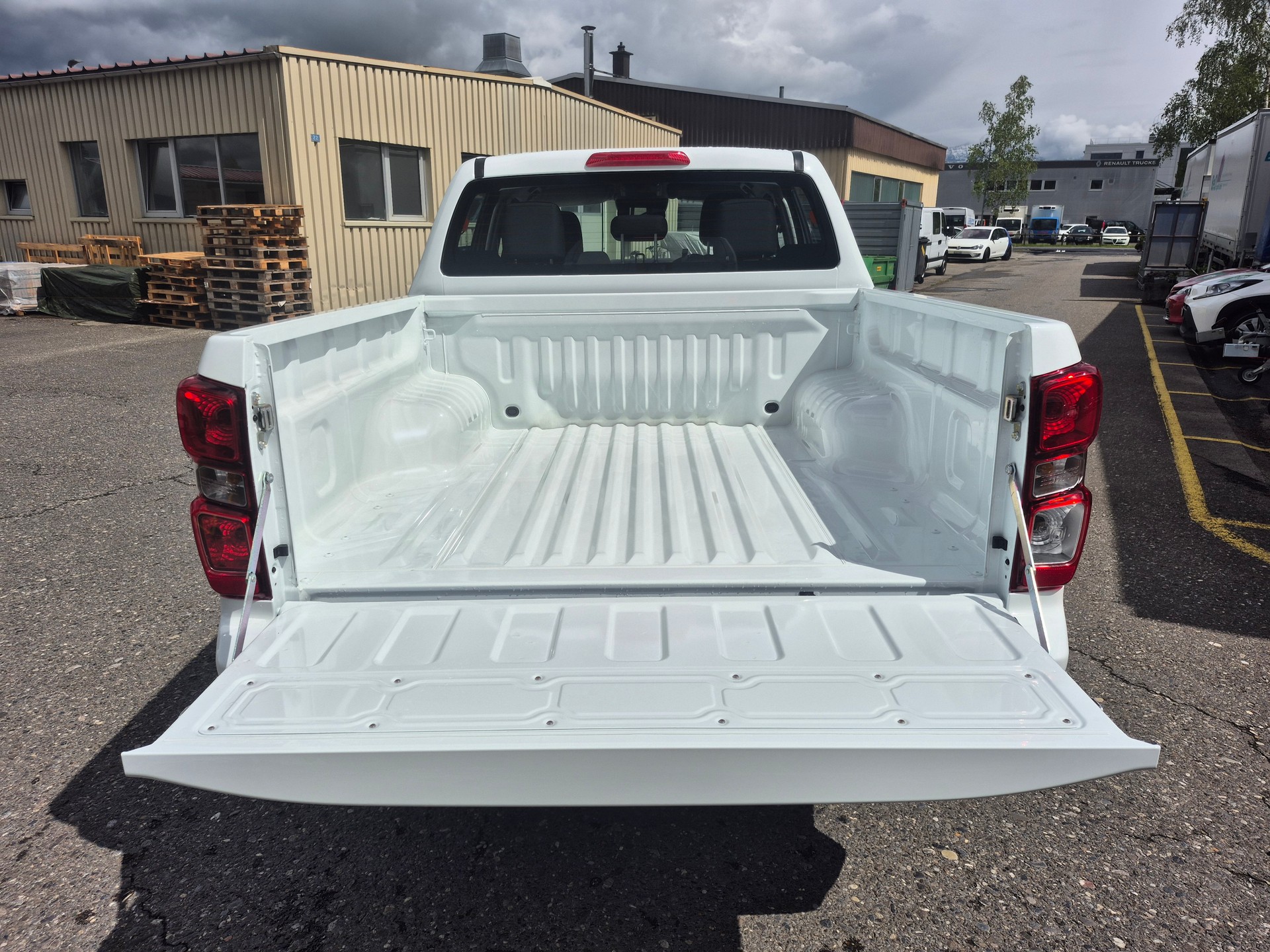 ISUZU D-MAX 1.9 CrewCab N60BB+ 4x4-image-9