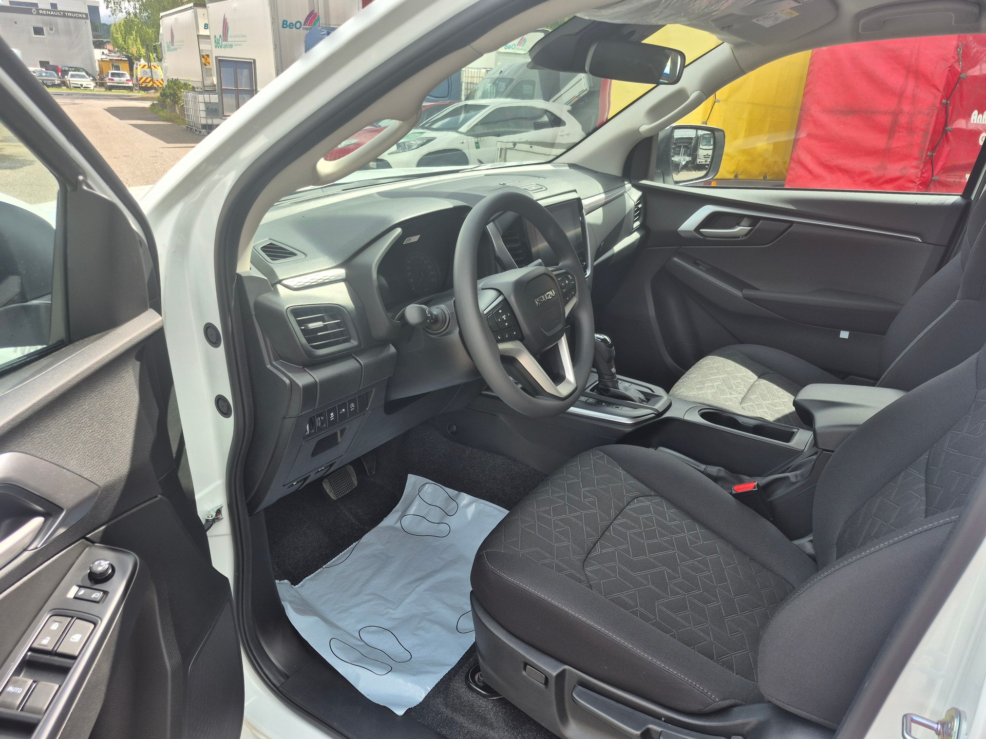 ISUZU D-MAX 1.9 CrewCab N60BB+ 4x4-image-11