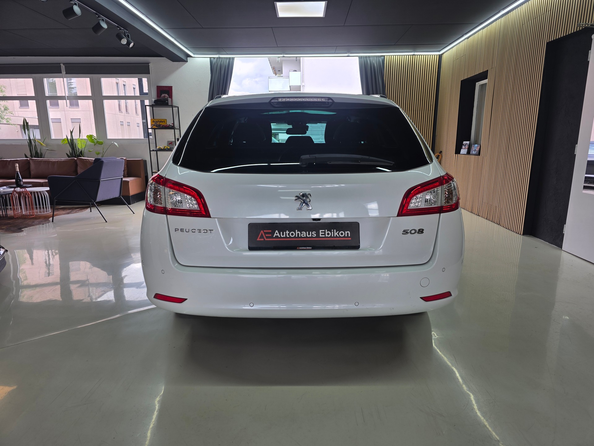 PEUGEOT 508 SW 2.0 BlueHDi Allure Automatic-image-5